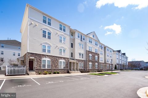 24672 BYRNE MEADOW SQUARE ALDIE VA 20105