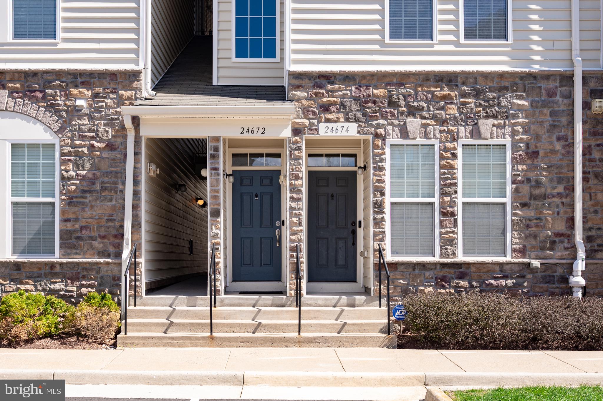 24672 BYRNE MEADOW SQUARE