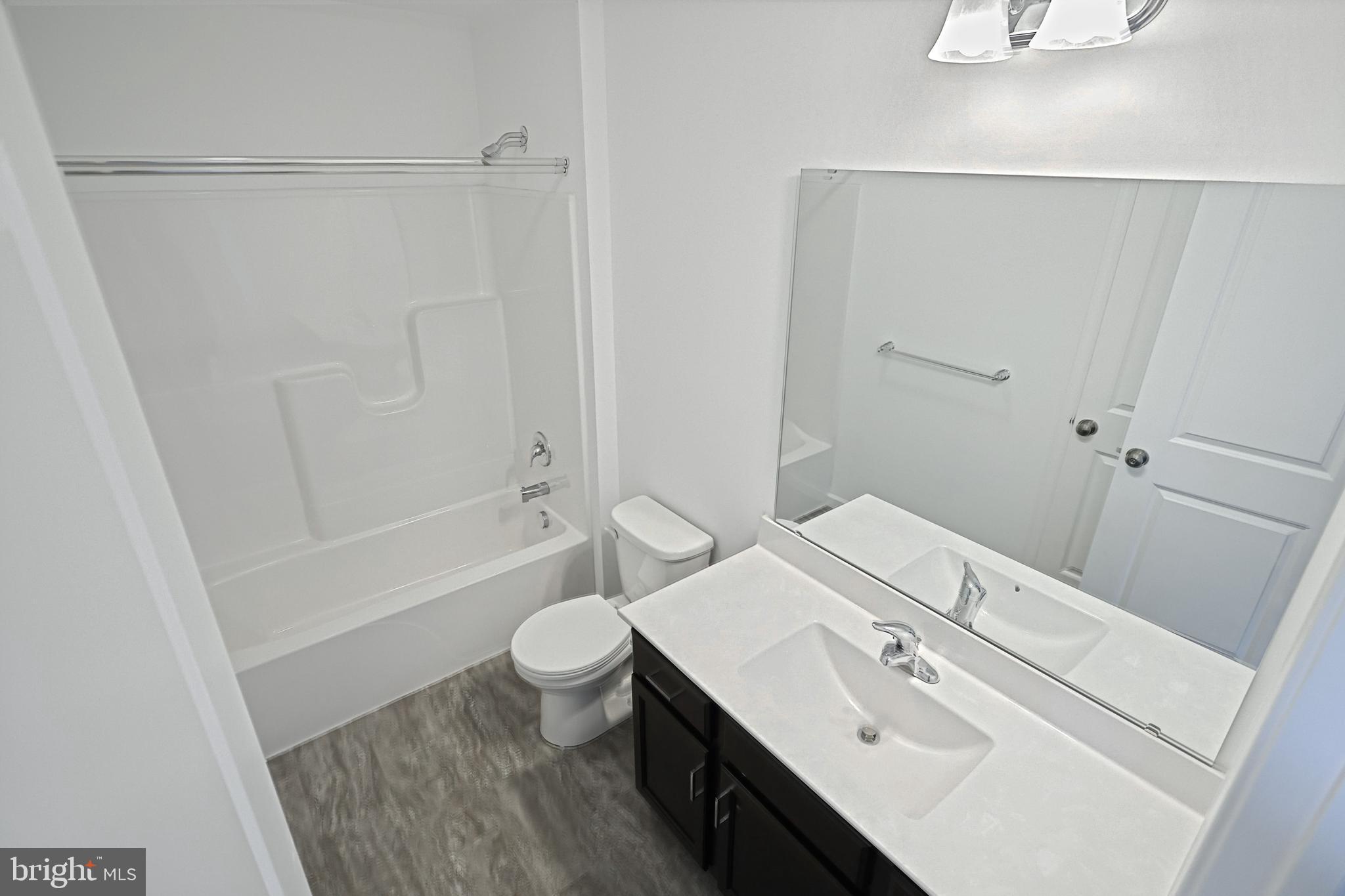 STONE MILL ESTATES - Residential