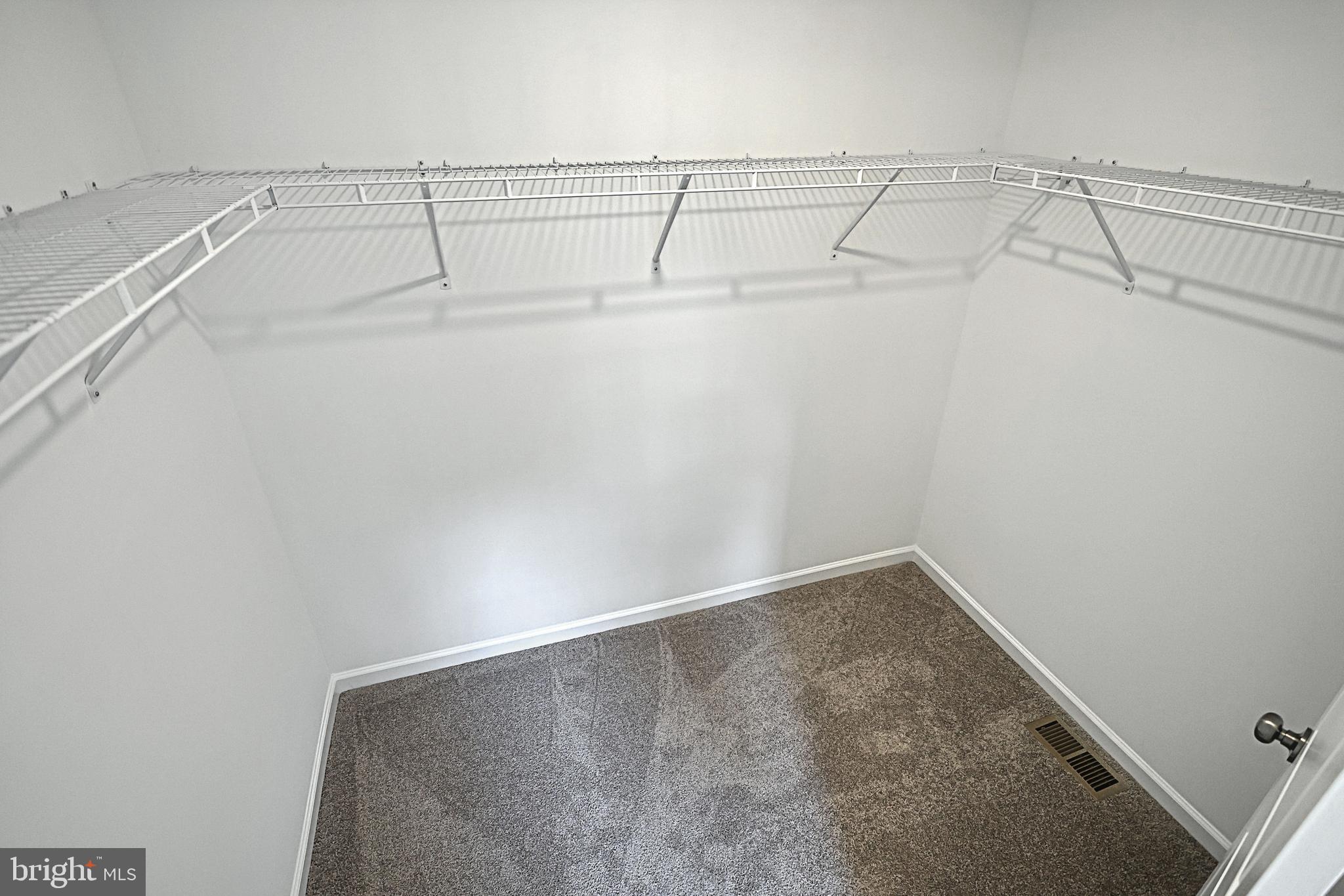 STONE MILL ESTATES - Residential