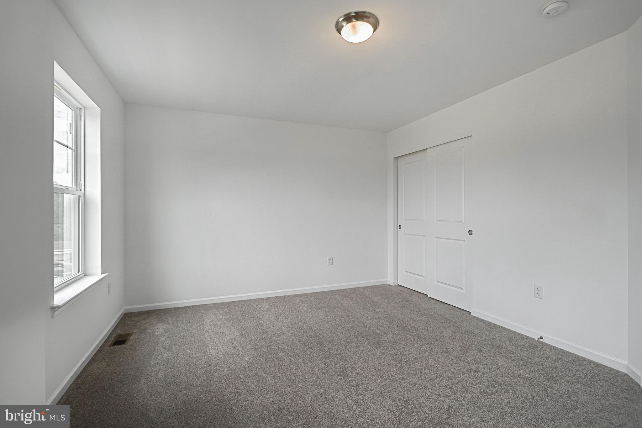 STONE MILL ESTATES - Residential