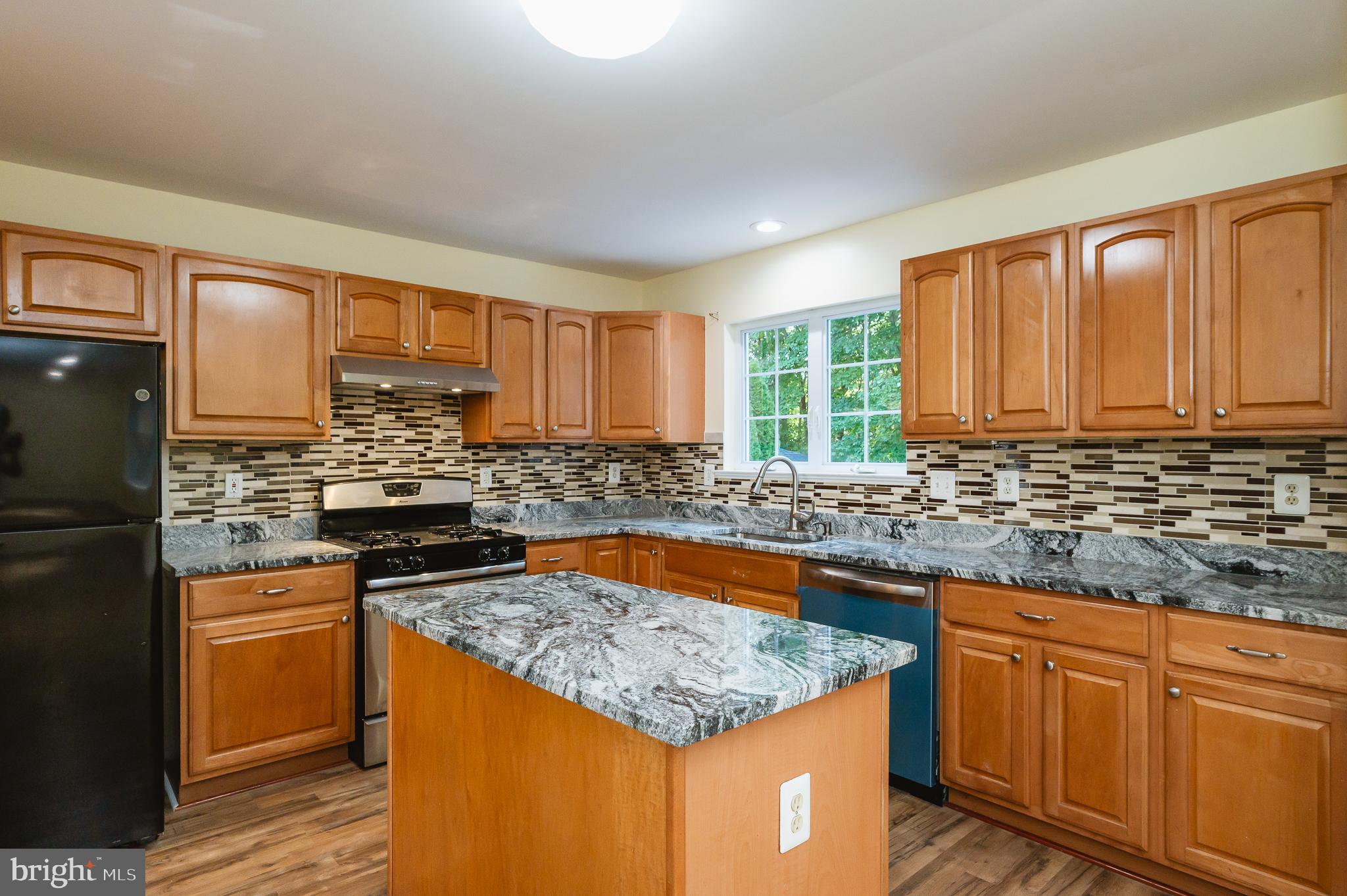 FOREST OAKS - Residential