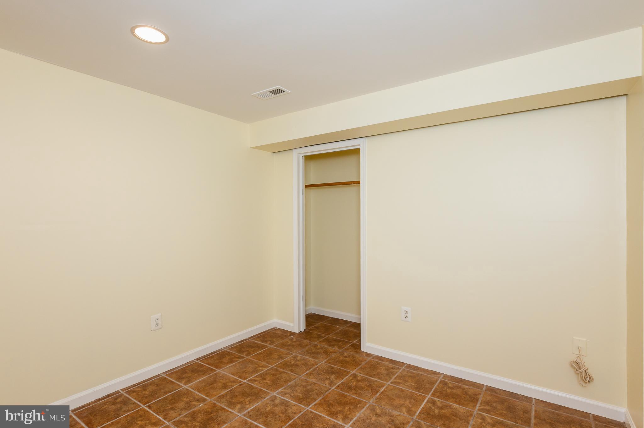 FOREST OAKS - Residential