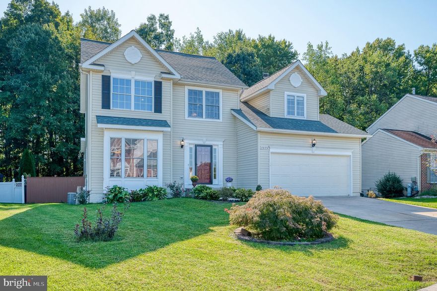 Open Saturday 11-1230.  Don't miss your opportunity to see this gorgeous home located on a cul-de-sac and backing to woods.  Features include: 4 bedrooms 3 1/2 baths, a additional basement flex space with separate exit. second lower level kitchen, a newer roof, fresh paint, granite countertops, new carpeting, refreshed baths, main level dining room bar, an attached sunroom, two laundry hookups, a primary bedroom walk in closet, a wood burning fireplace, a two-story foyer, a primary bath soaking tub, and a beautiful location on a quiet street. Schedule your showing today! Open Saturday 11-1230.