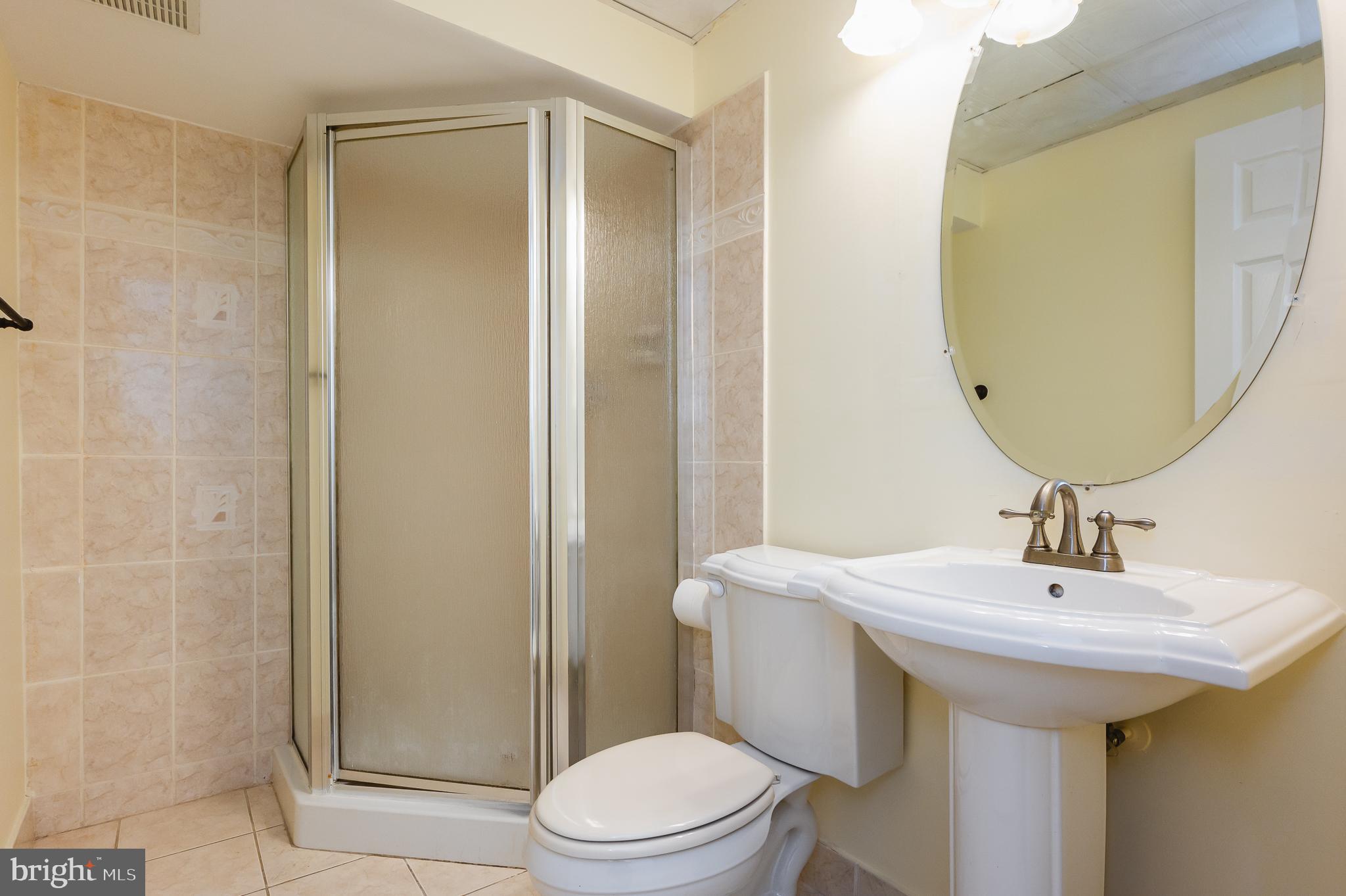 FOREST OAKS - Residential