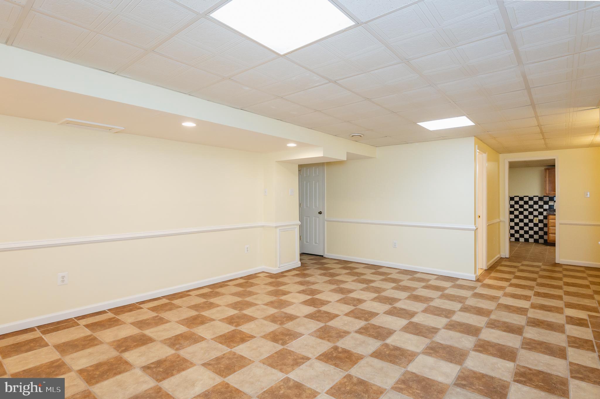 FOREST OAKS - Residential