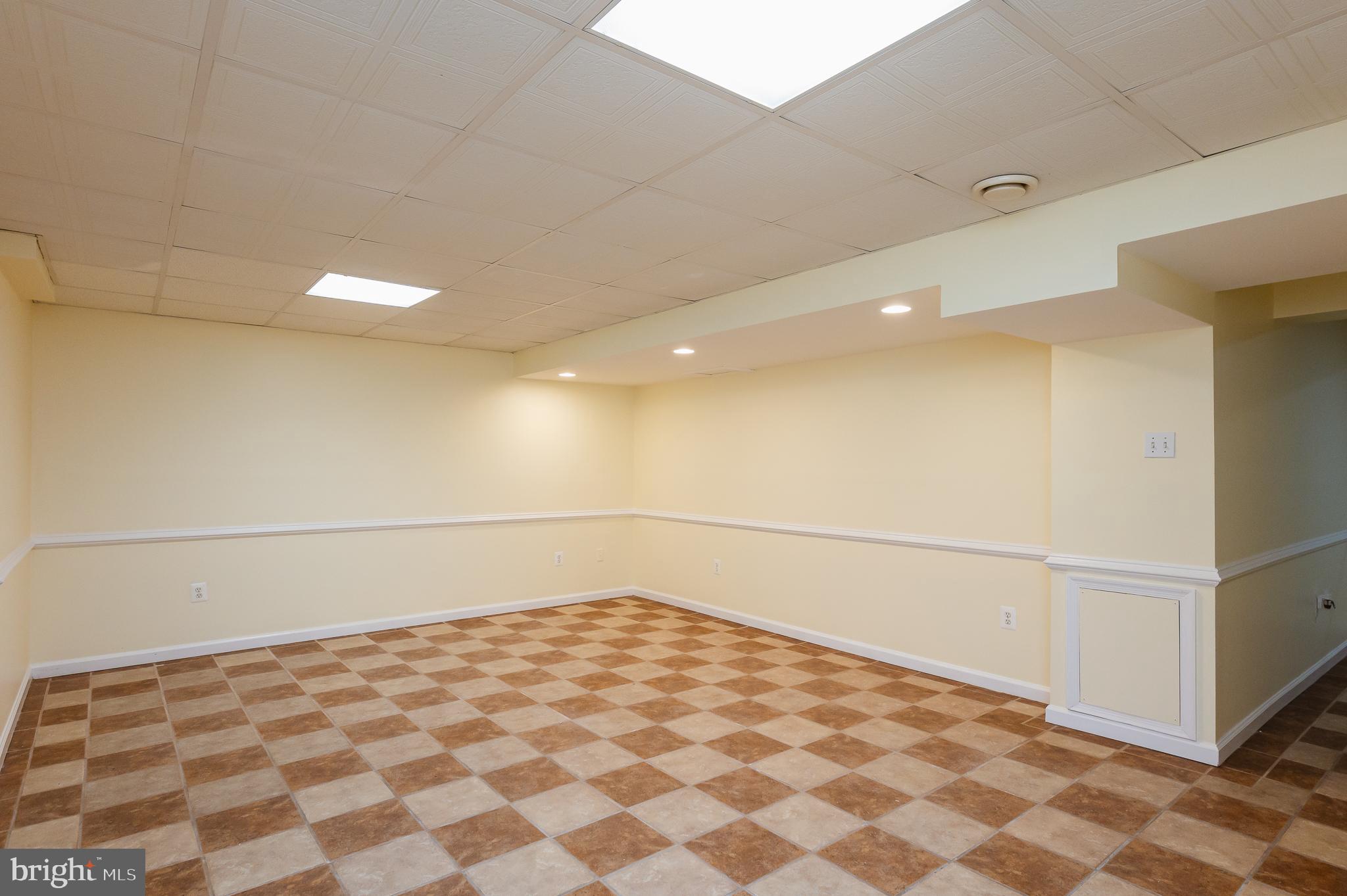 FOREST OAKS - Residential