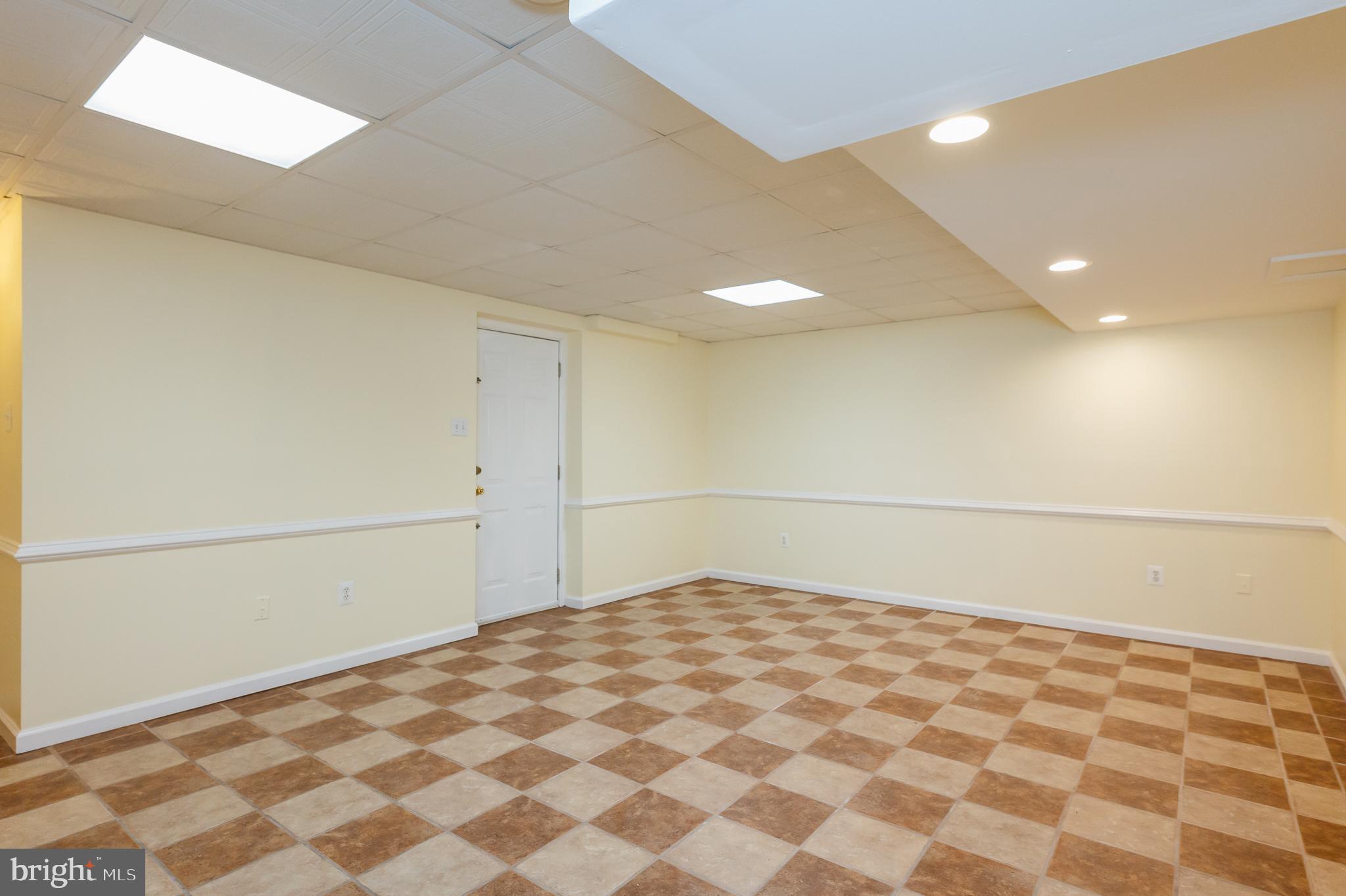 FOREST OAKS - Residential