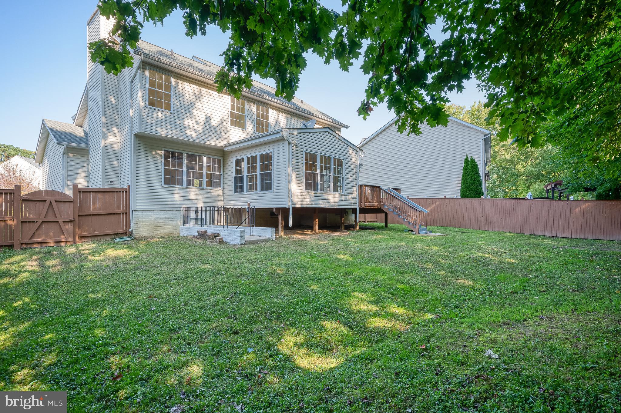 FOREST OAKS - Residential