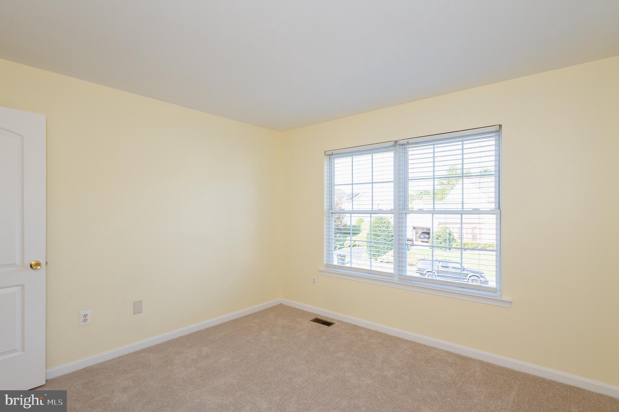 FOREST OAKS - Residential