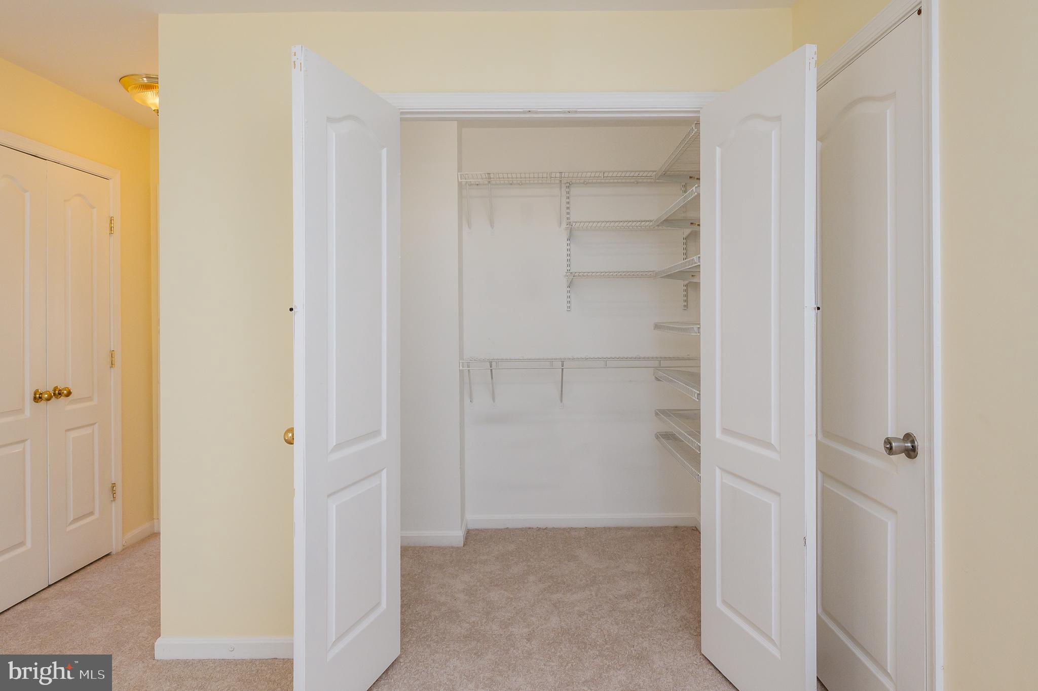 FOREST OAKS - Residential