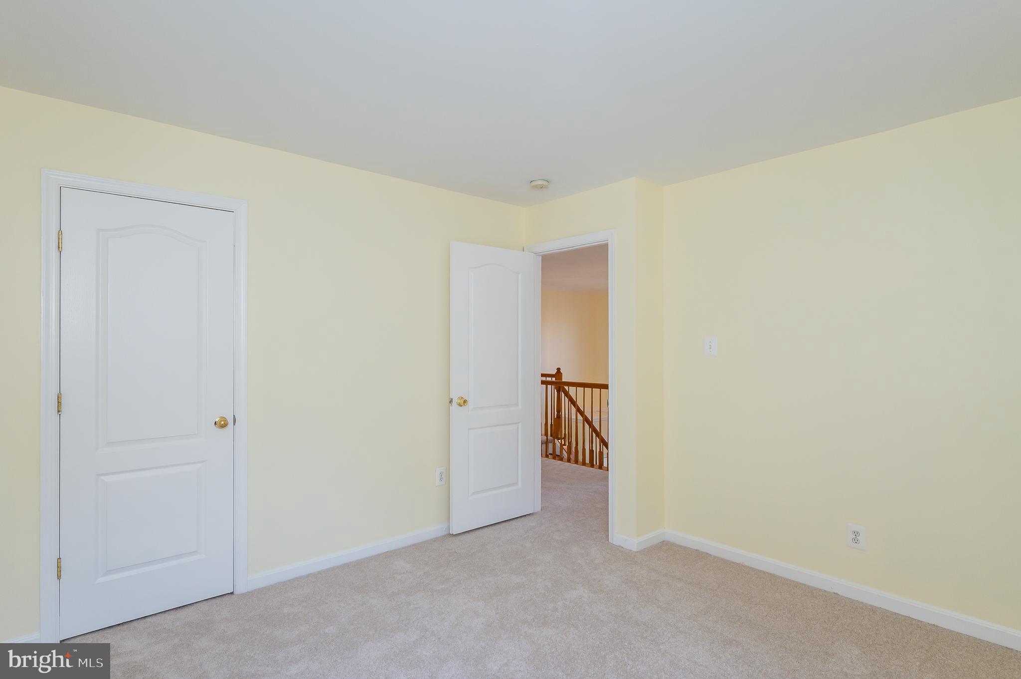 FOREST OAKS - Residential