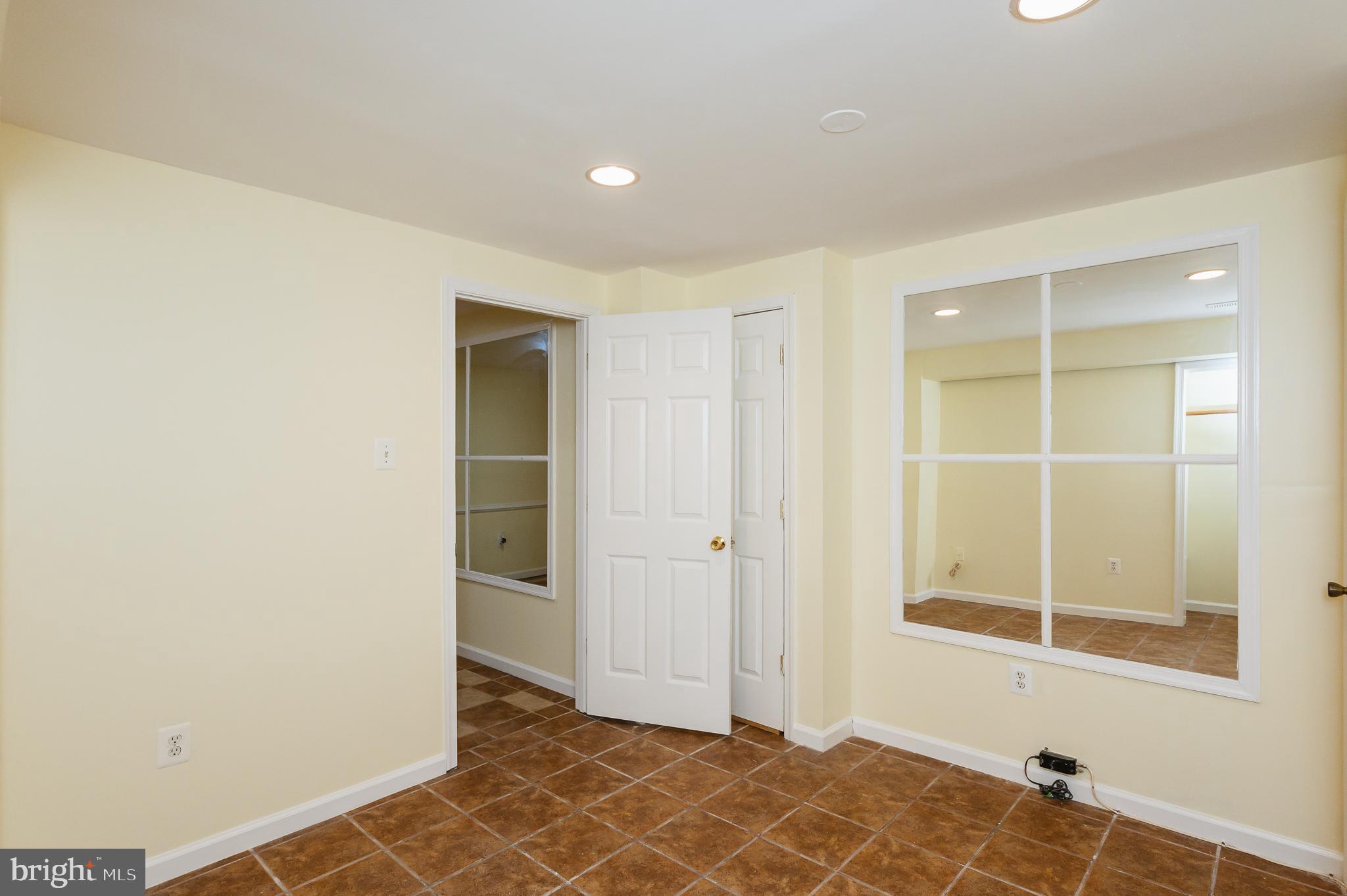 FOREST OAKS - Residential