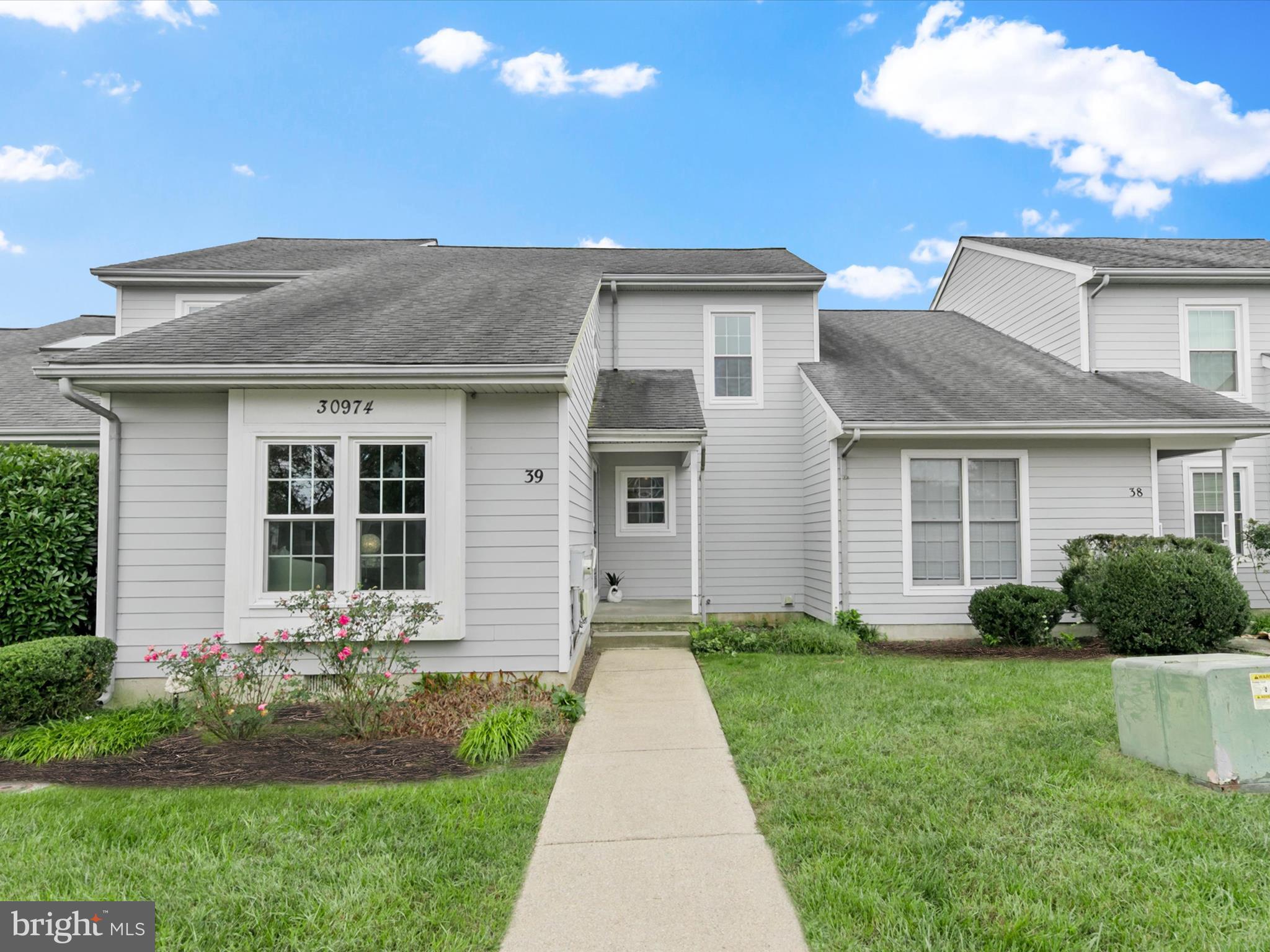 GULL POINT - Residential