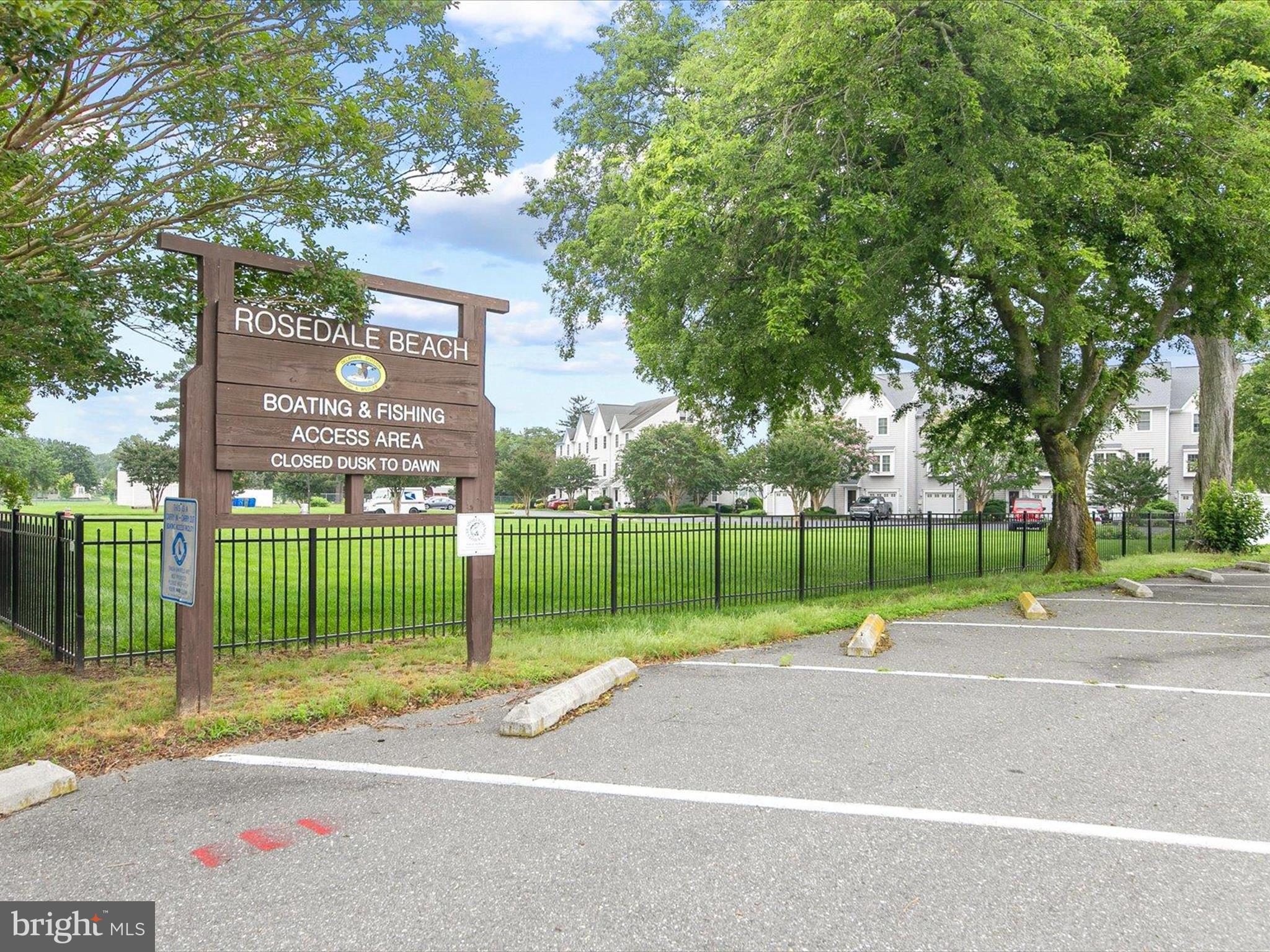 GULL POINT - Residential