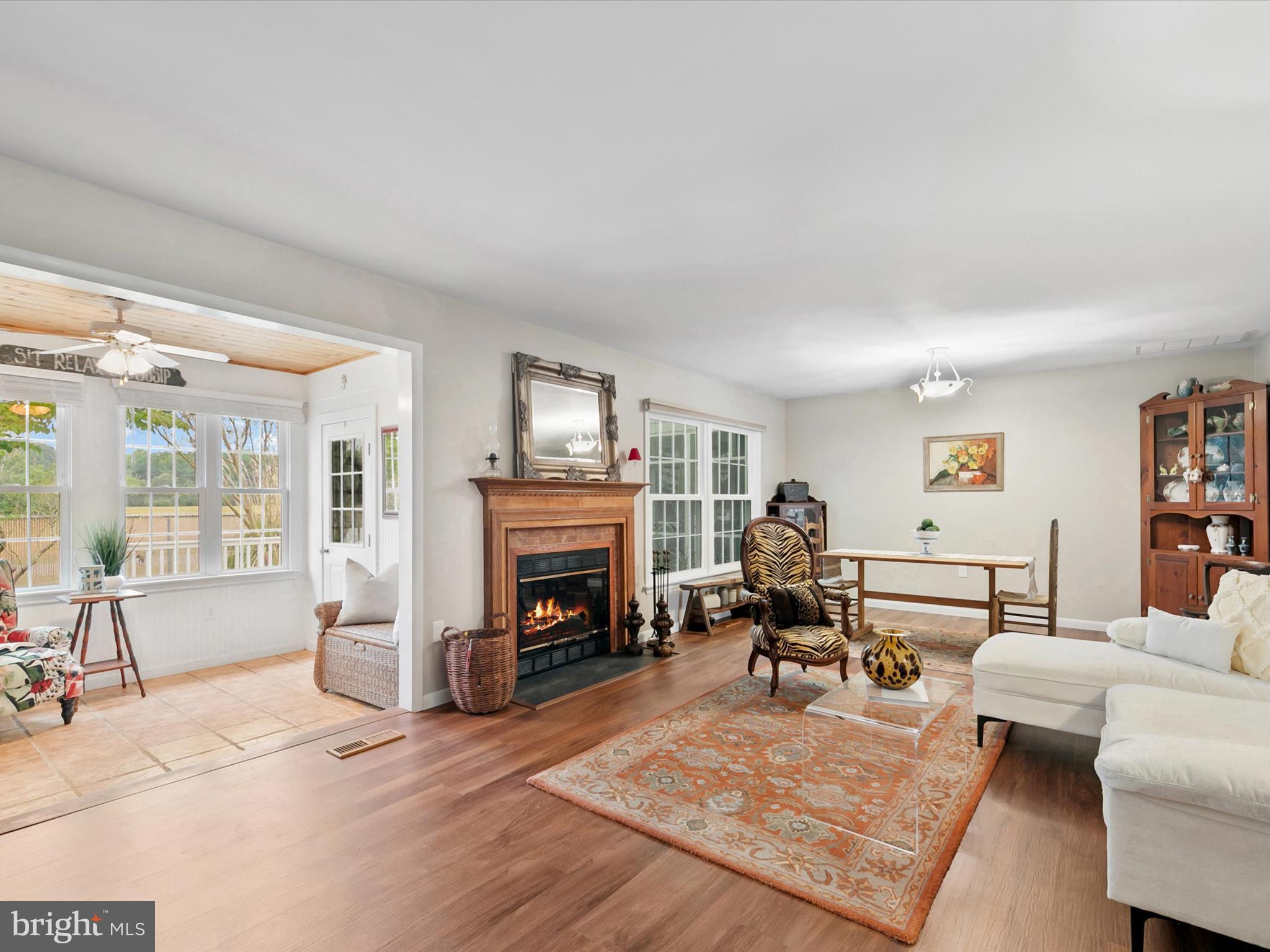 GULL POINT - Residential