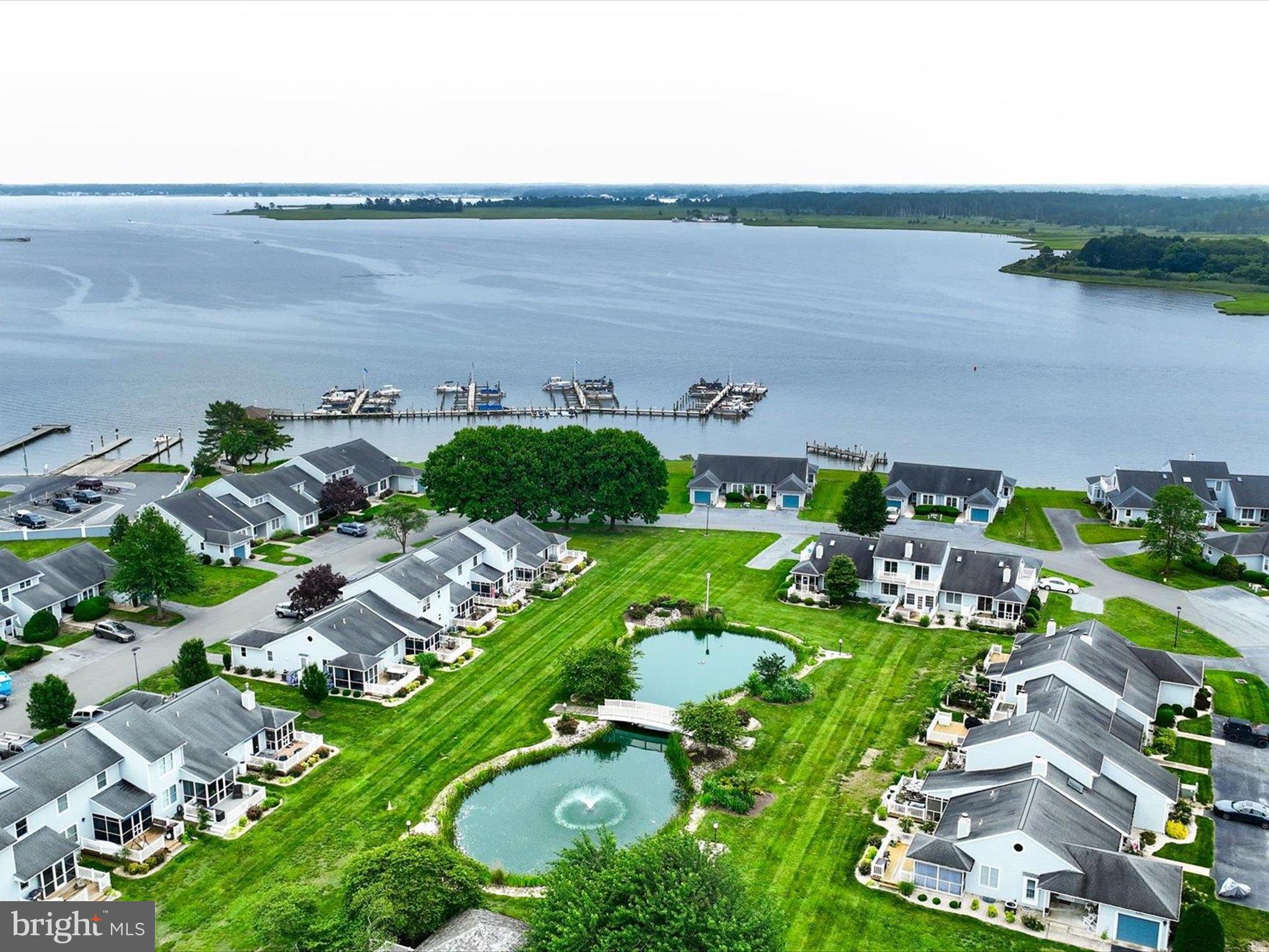 GULL POINT - Residential