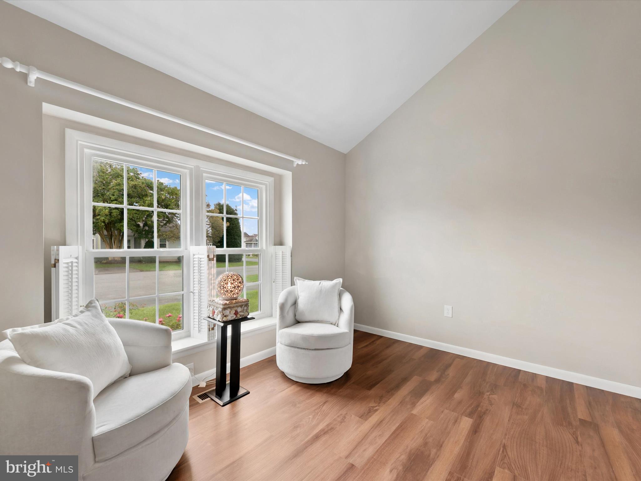 GULL POINT - Residential