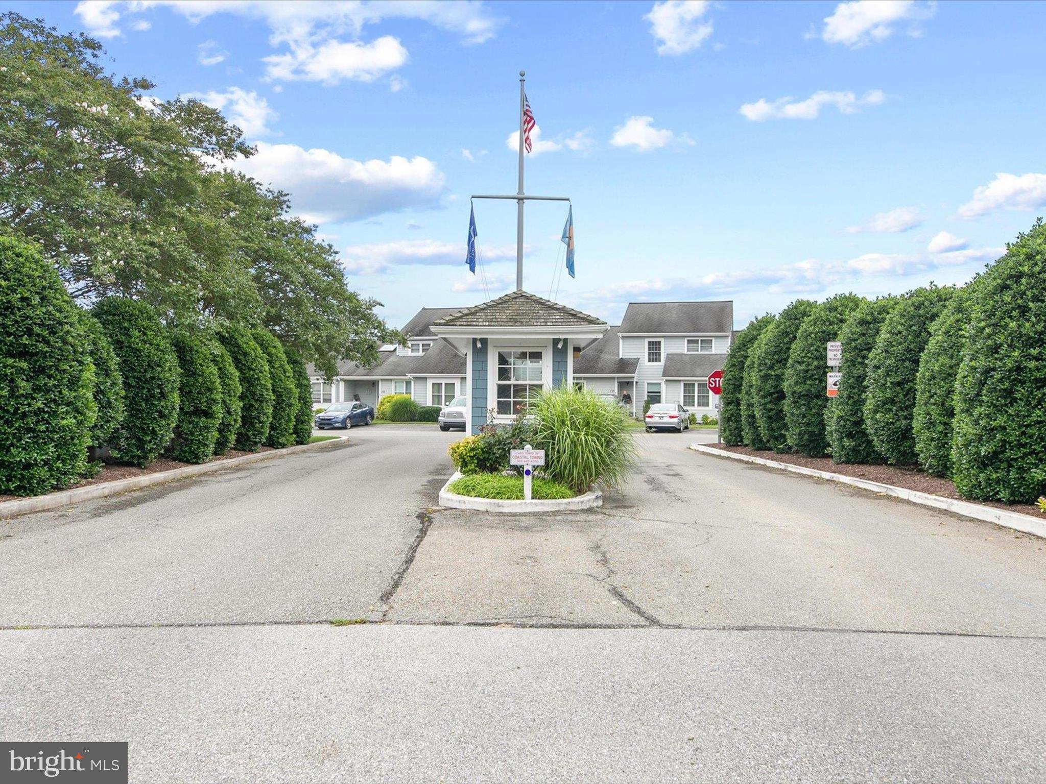 GULL POINT - Residential