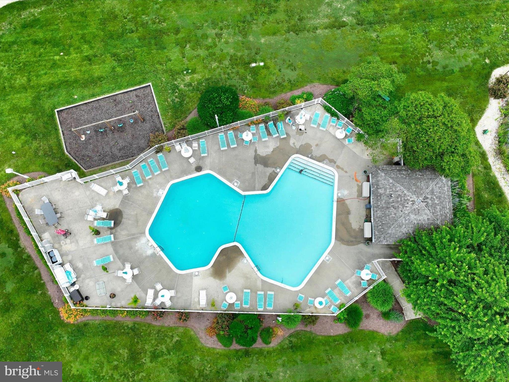 GULL POINT - Residential