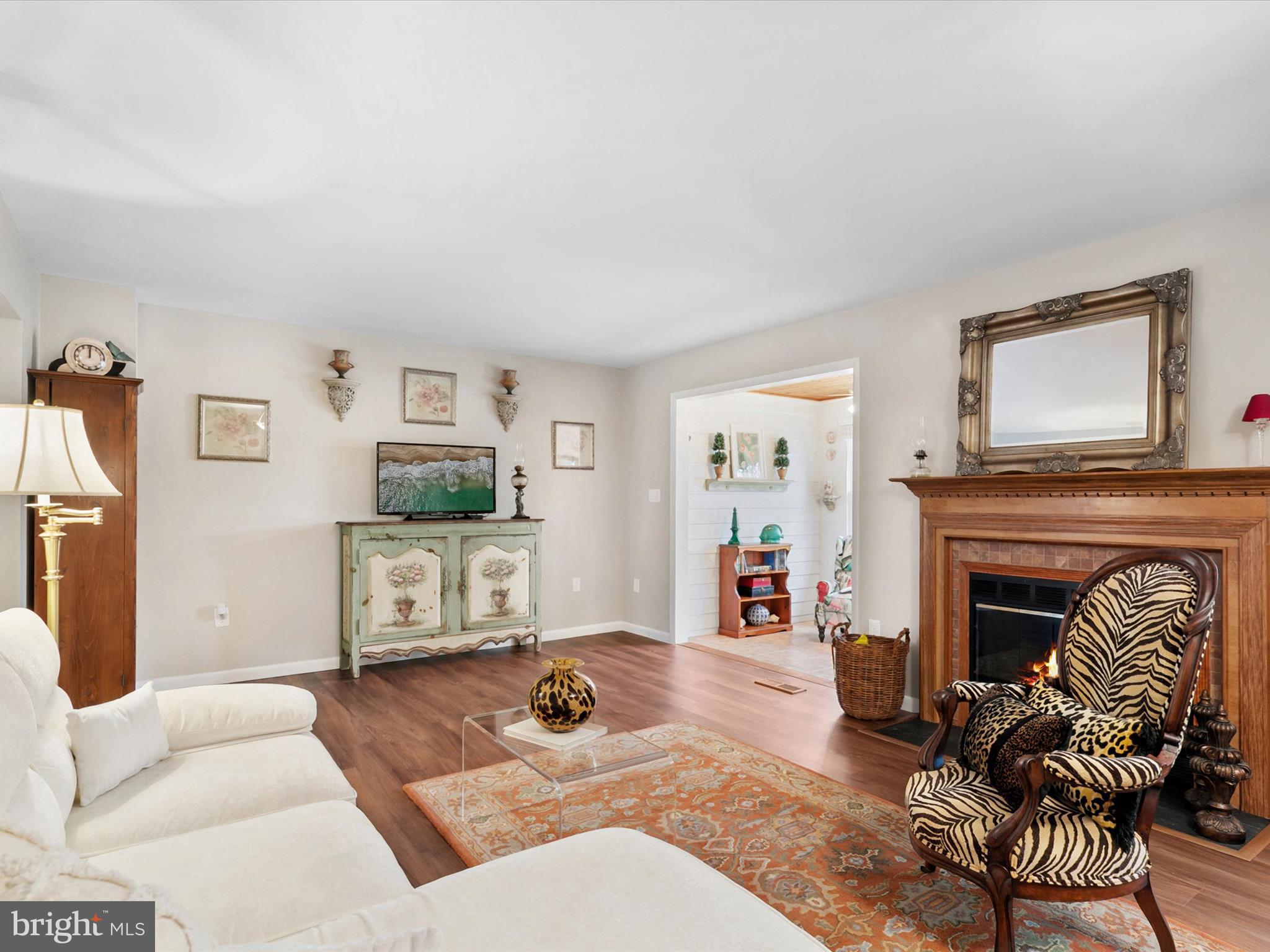 GULL POINT - Residential