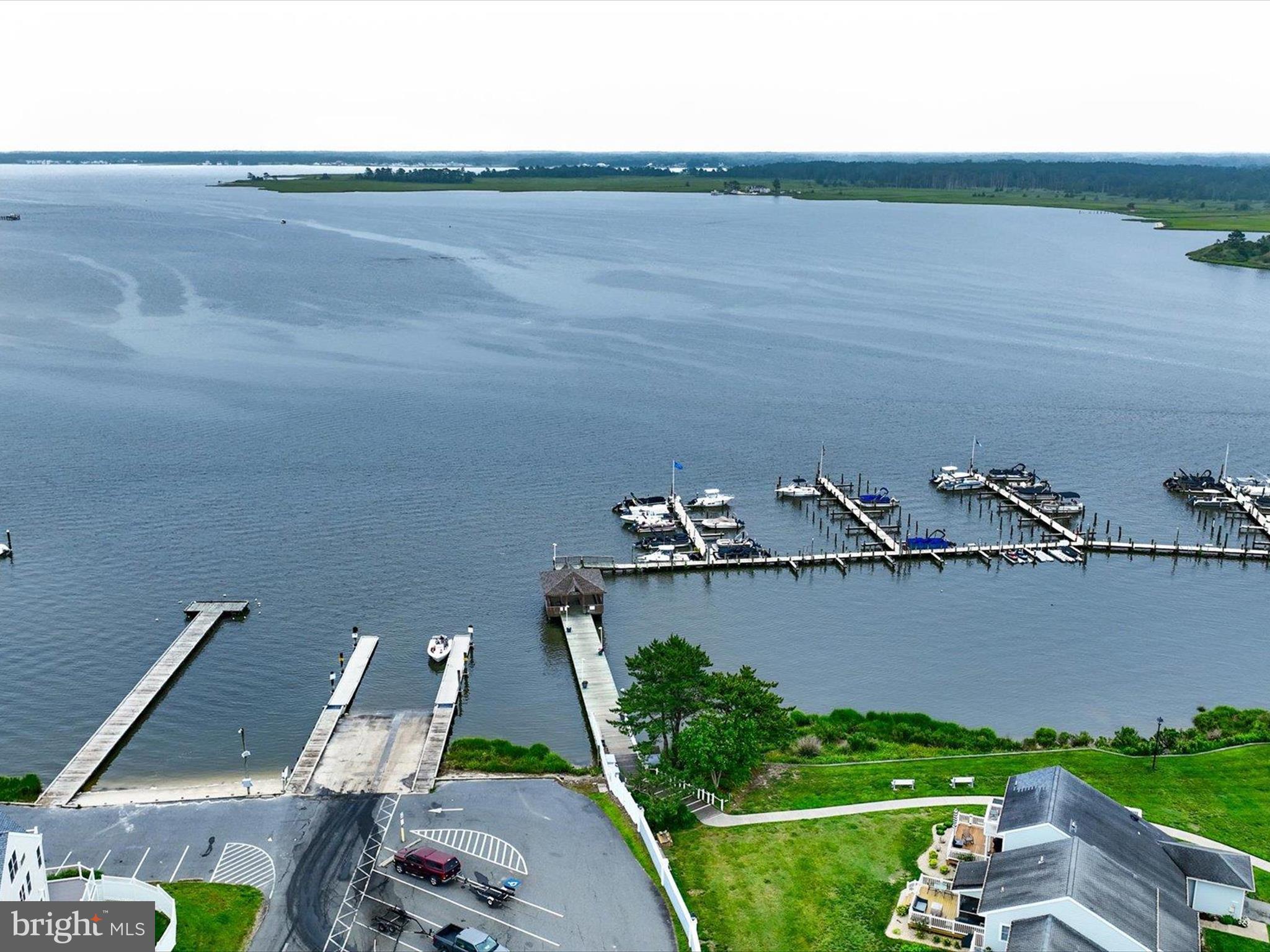 GULL POINT - Residential