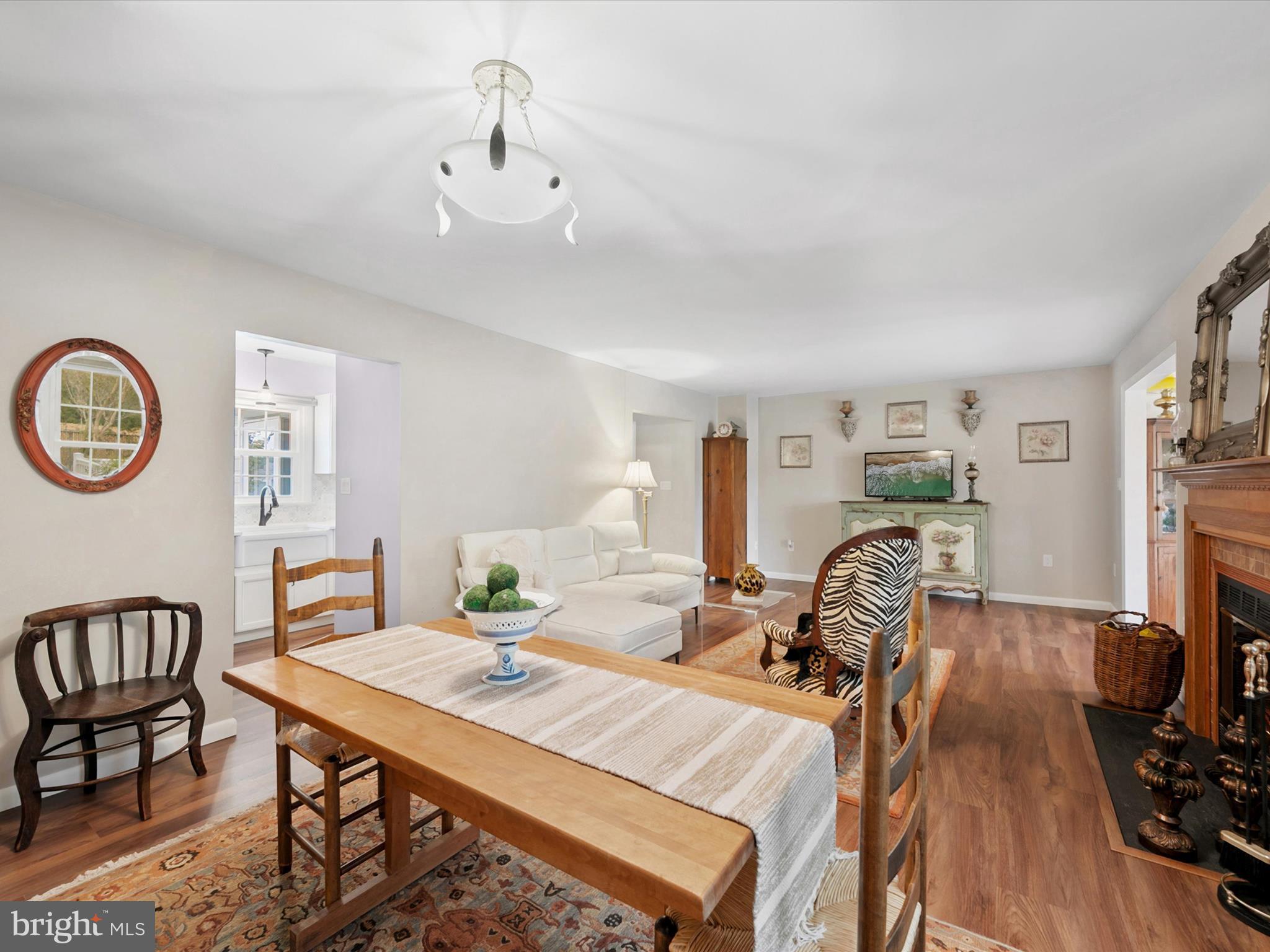 GULL POINT - Residential