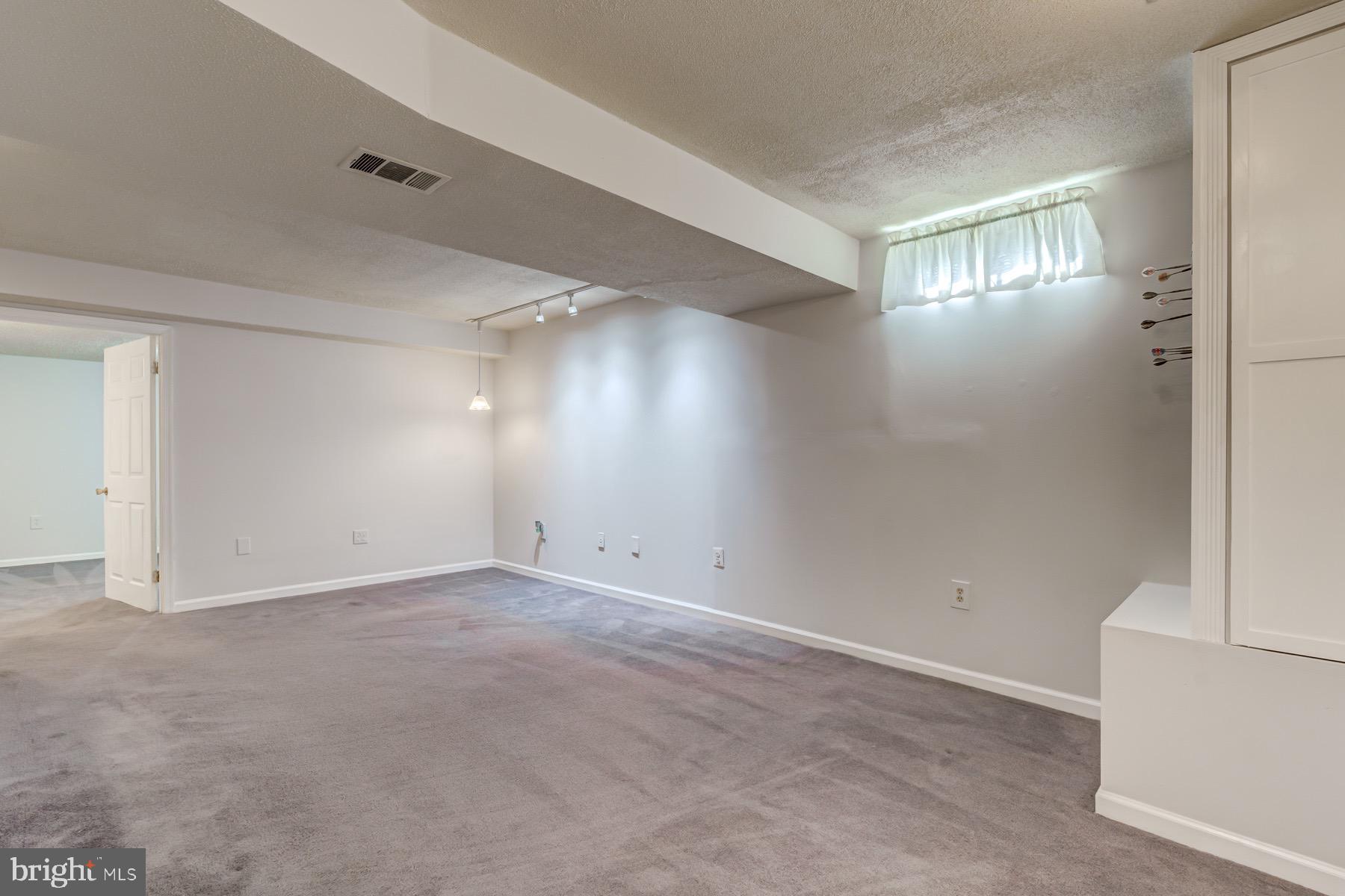 AFTON GLEN - Residential