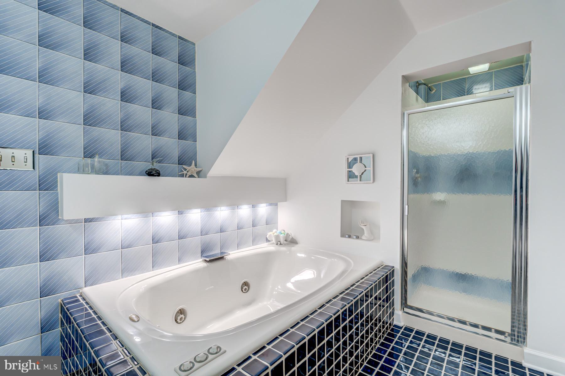 AFTON GLEN - Residential