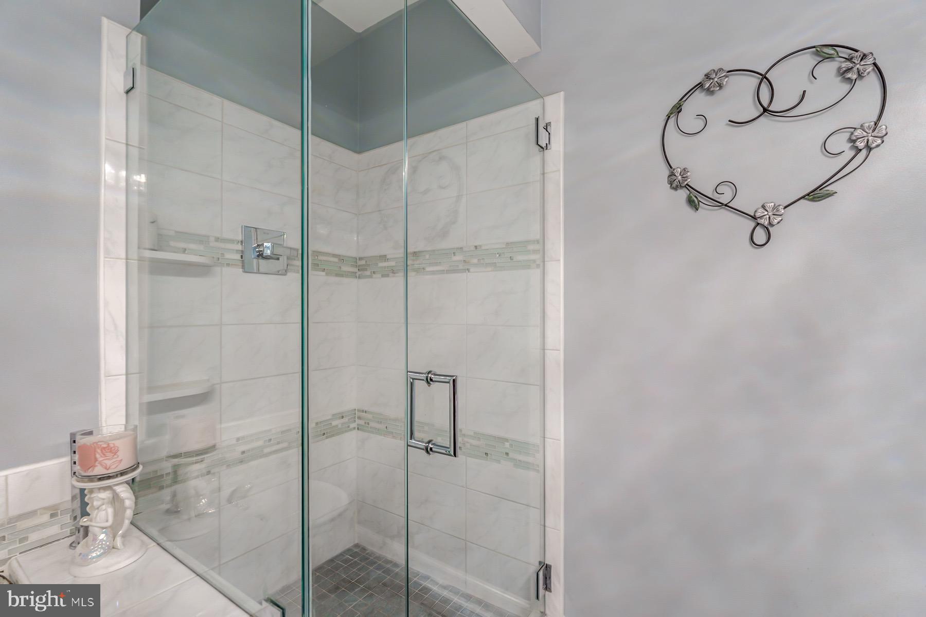 AFTON GLEN - Residential