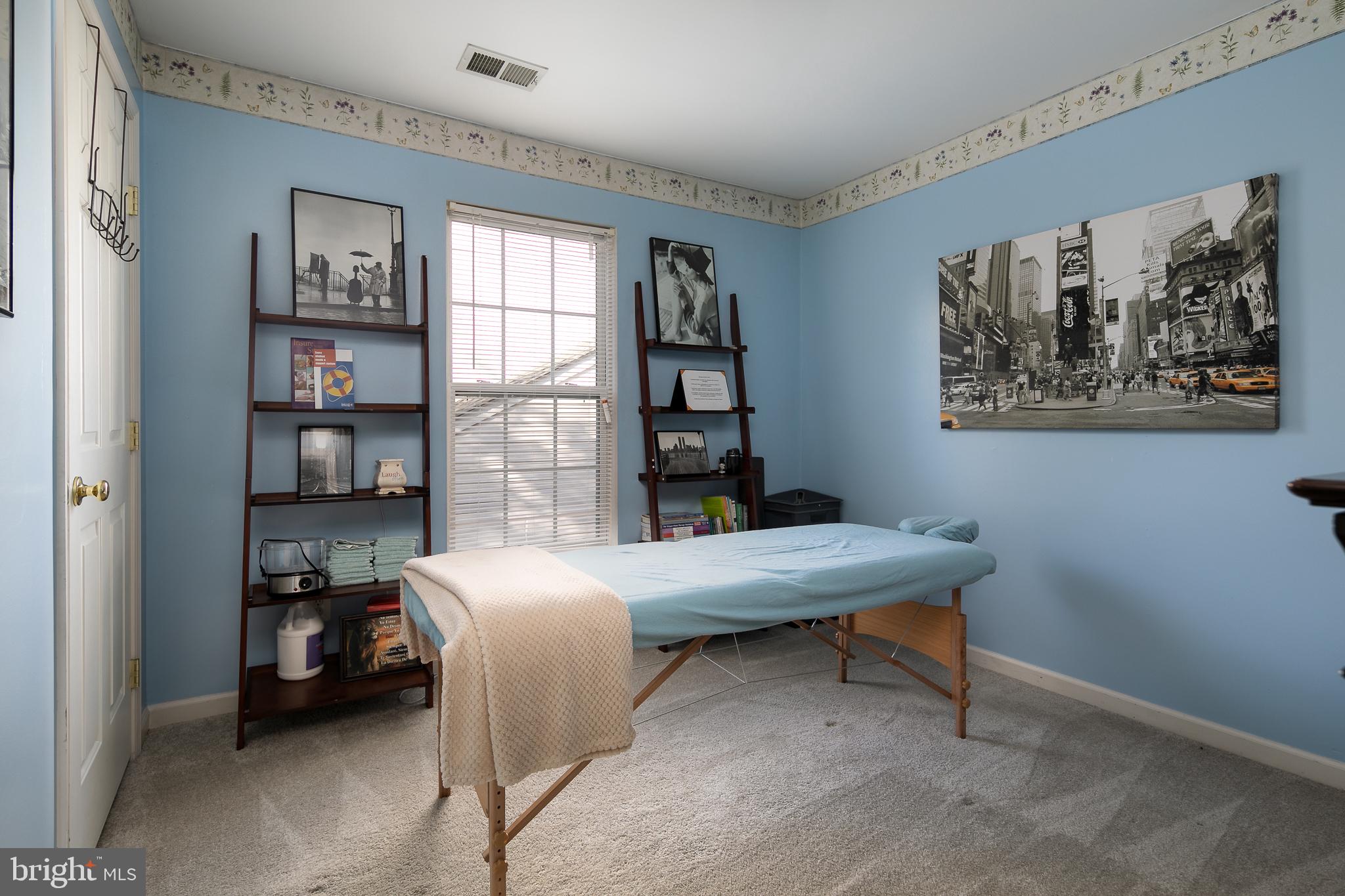 SOMERSET - Residential