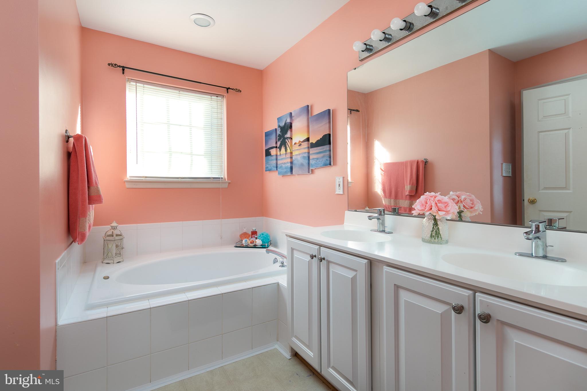 SOMERSET - Residential