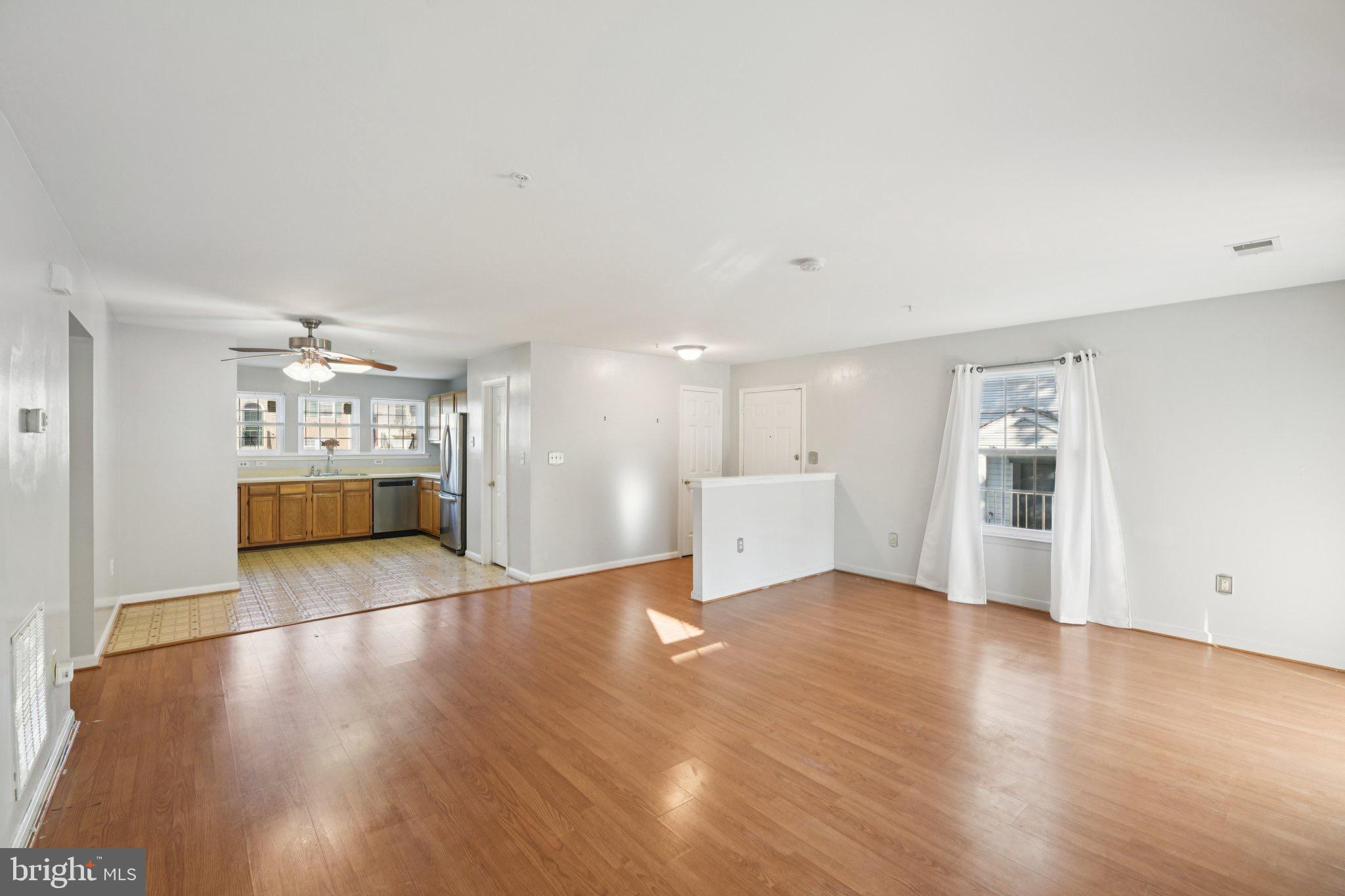 4120 CRAB APPLE COURT 1