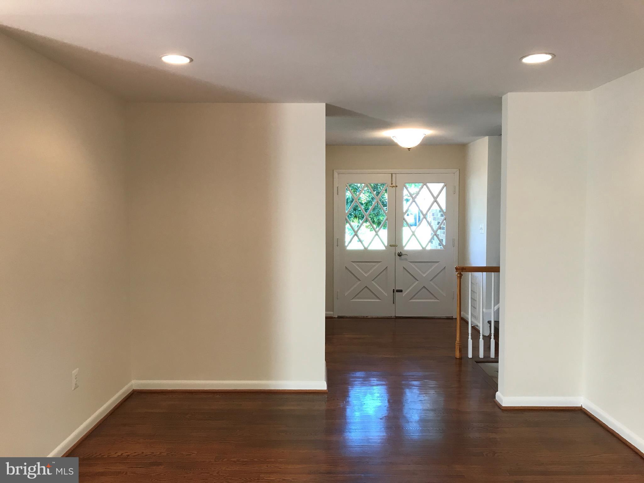 MT VERNON MANOR - Residential