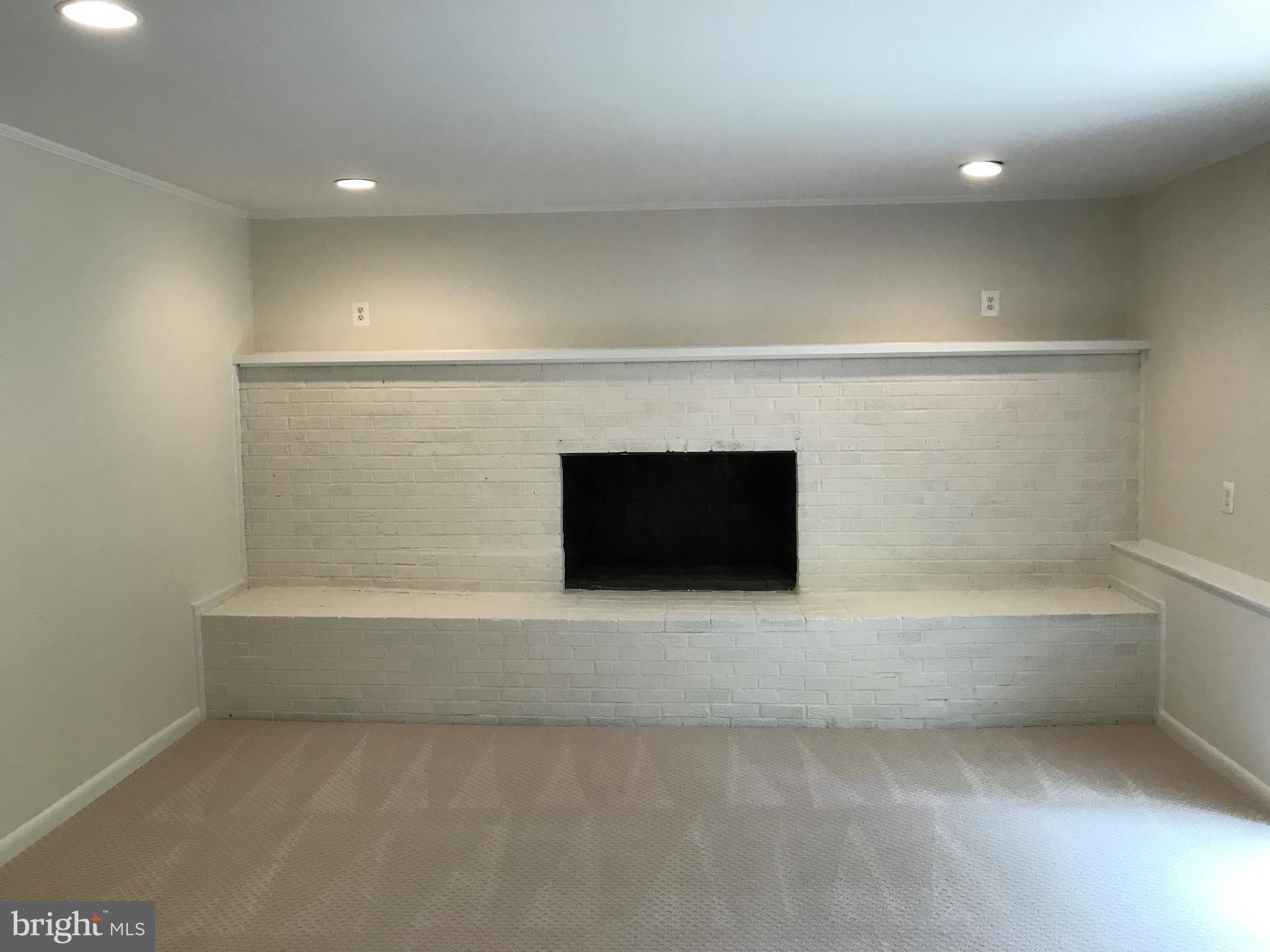 MT VERNON MANOR - Residential