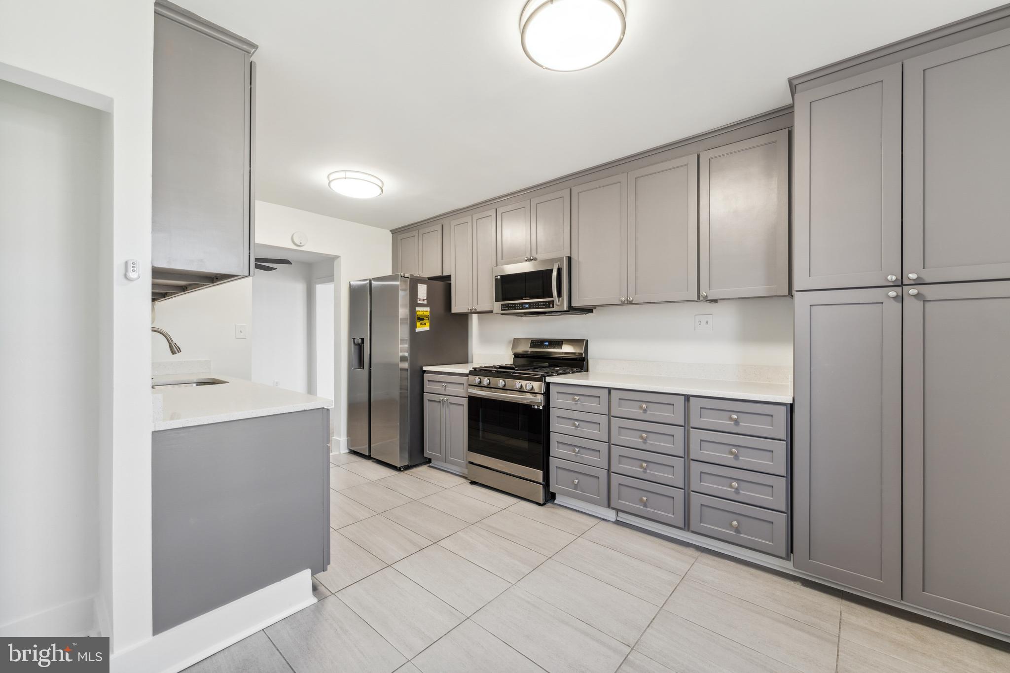 PLYMOUTH GARDENS - Residential