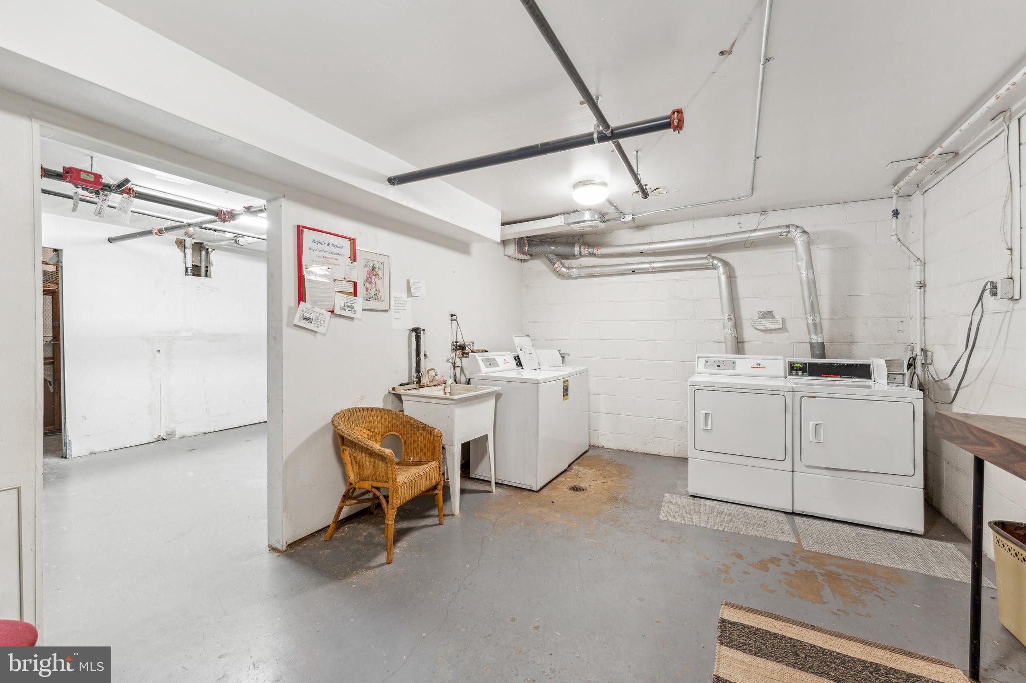 PLYMOUTH GARDENS - Residential