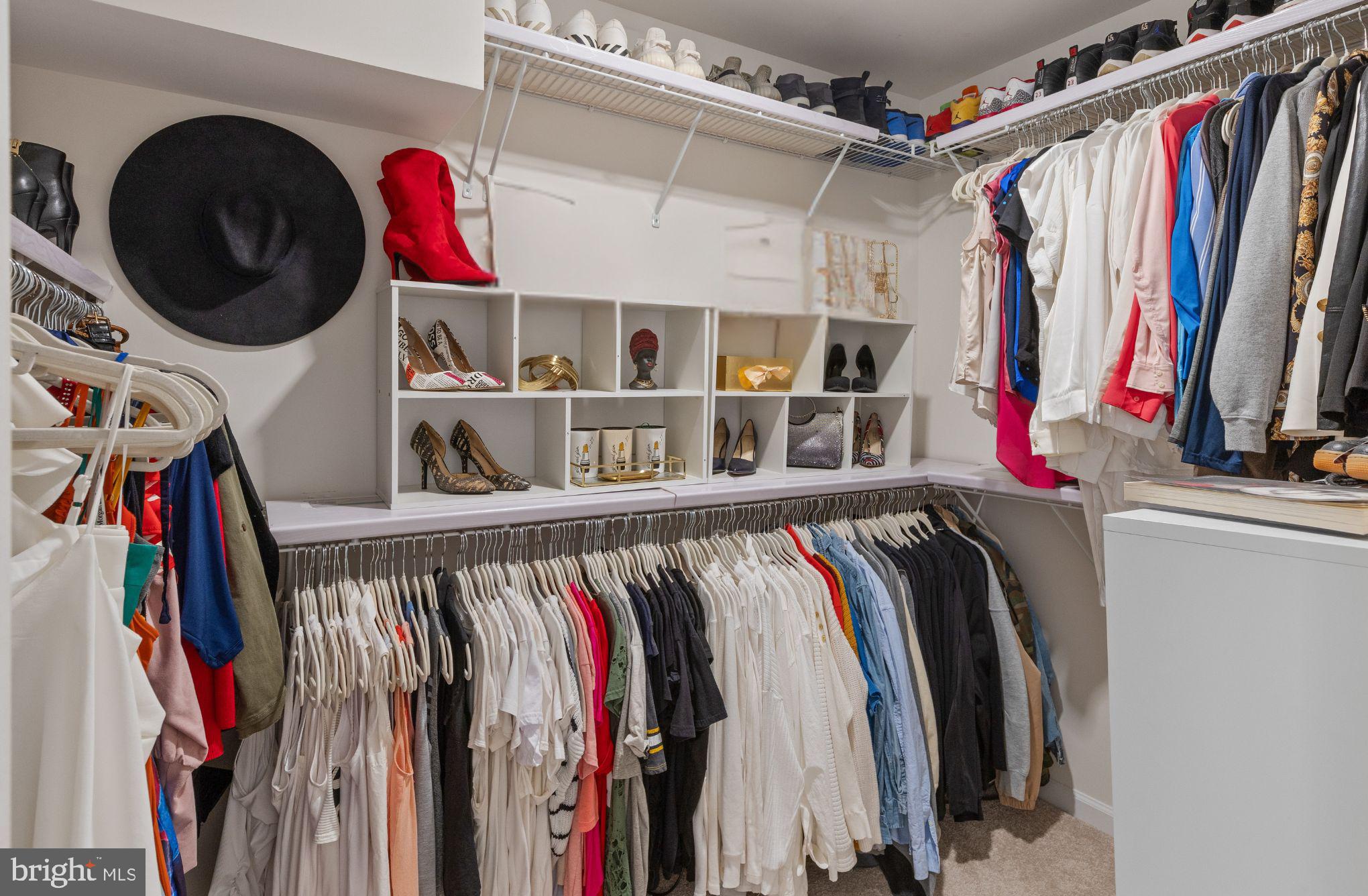 PARKSIDE - Residential