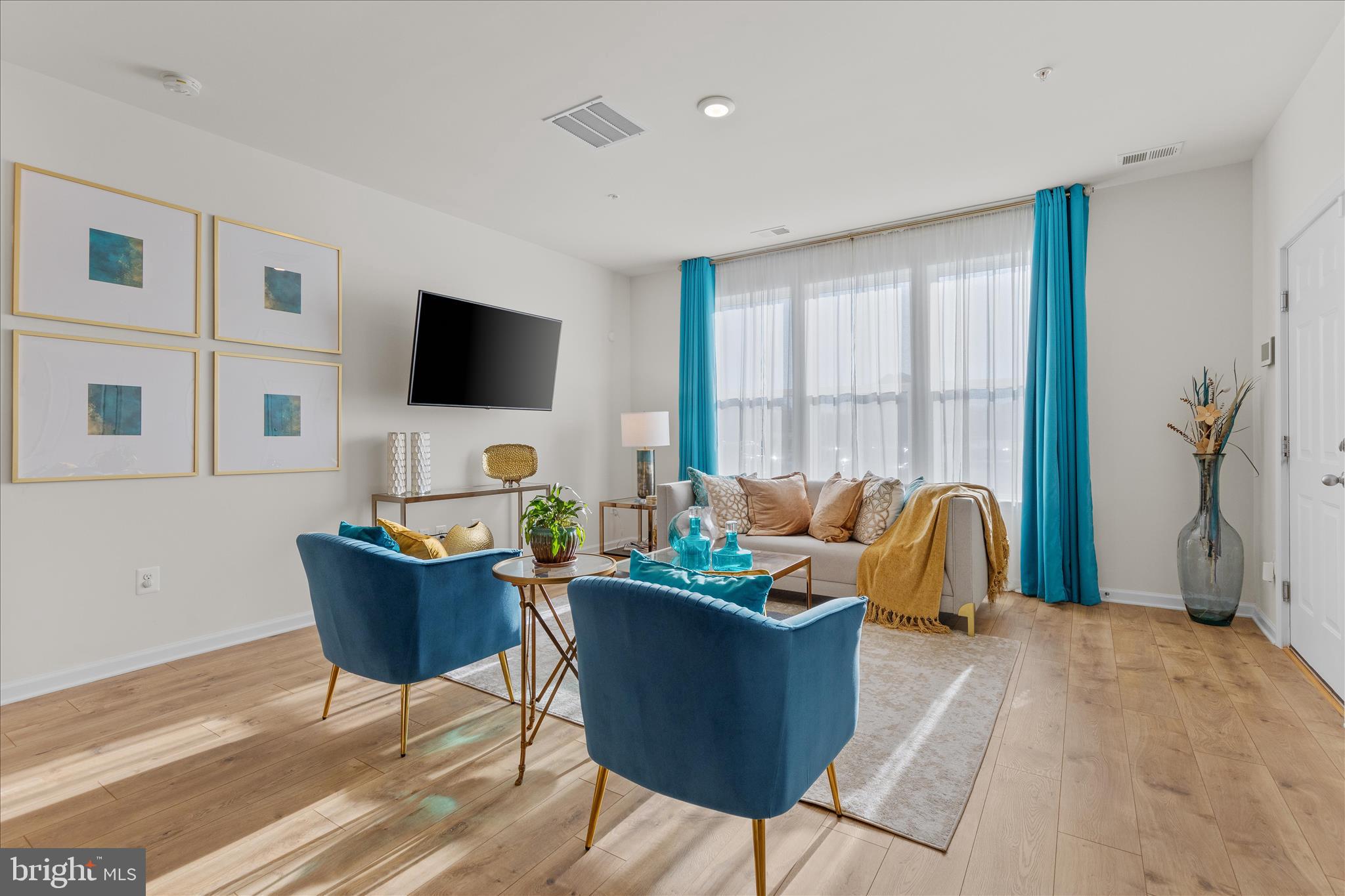 PARKSIDE - Residential