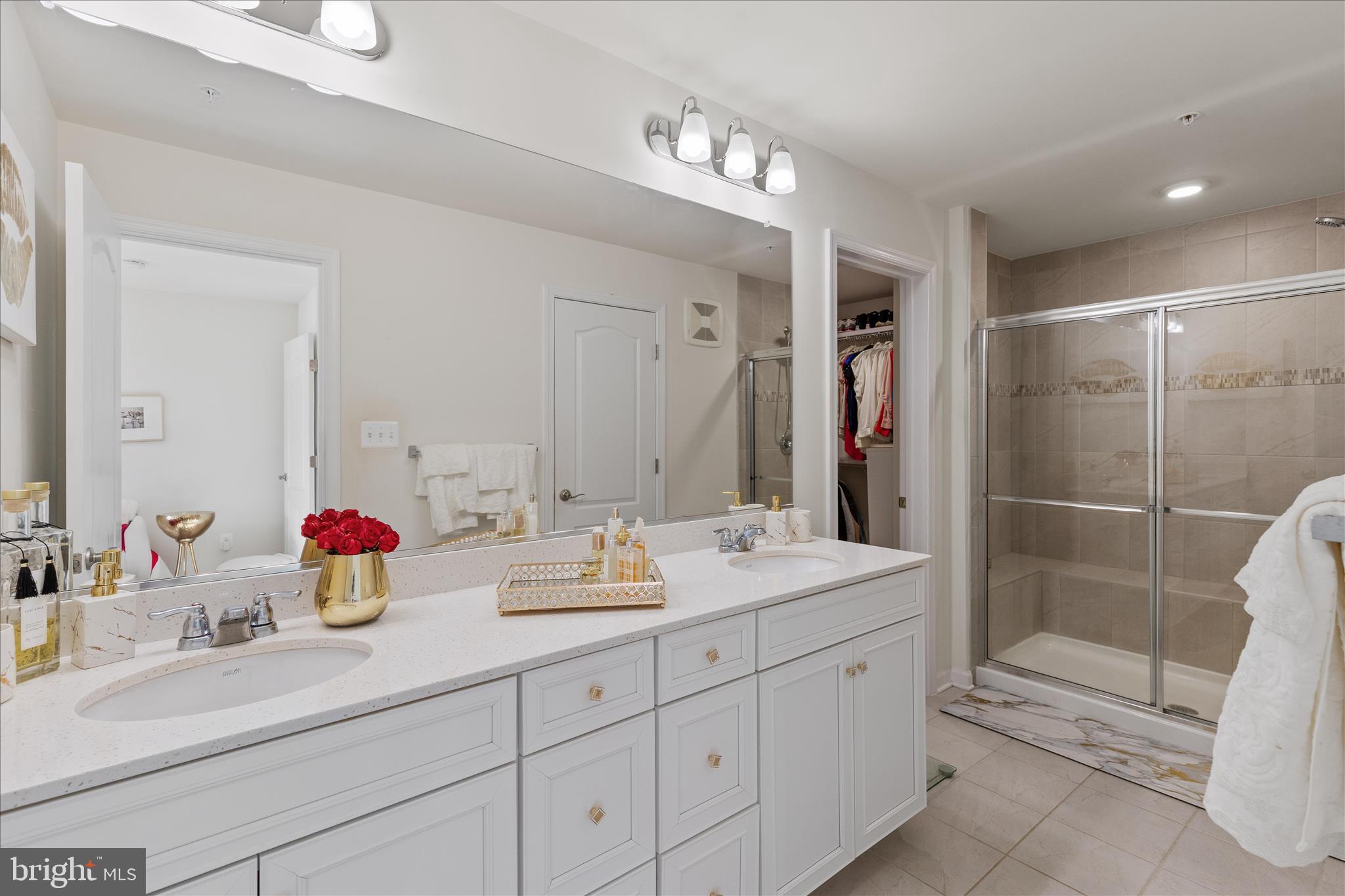 PARKSIDE - Residential