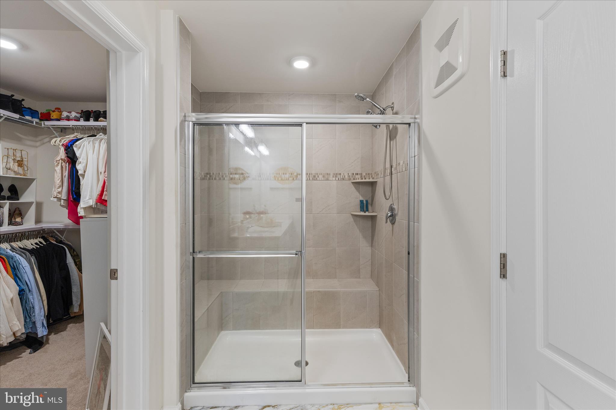 PARKSIDE - Residential