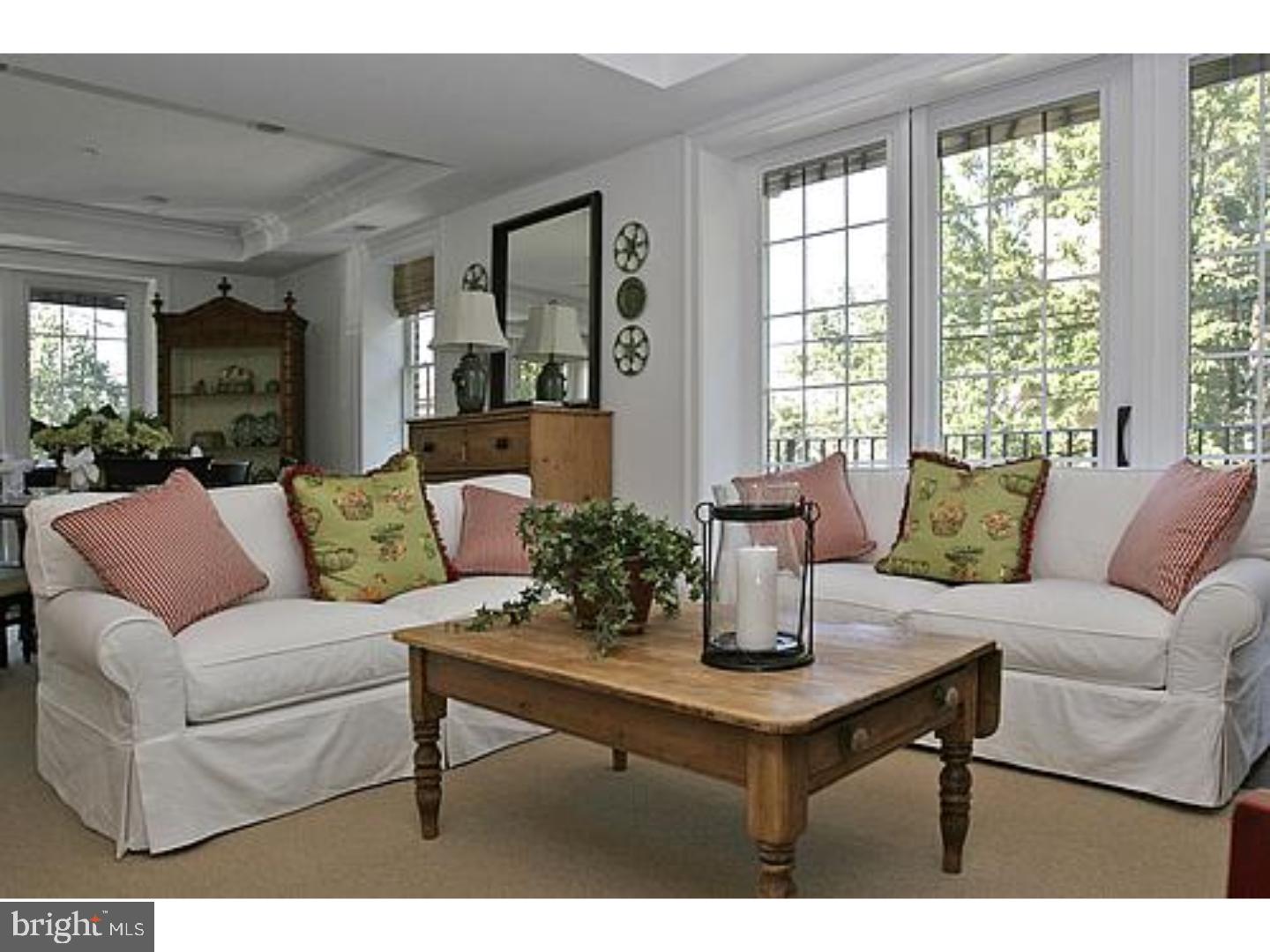 BELLA VISTA - Commercial Sale