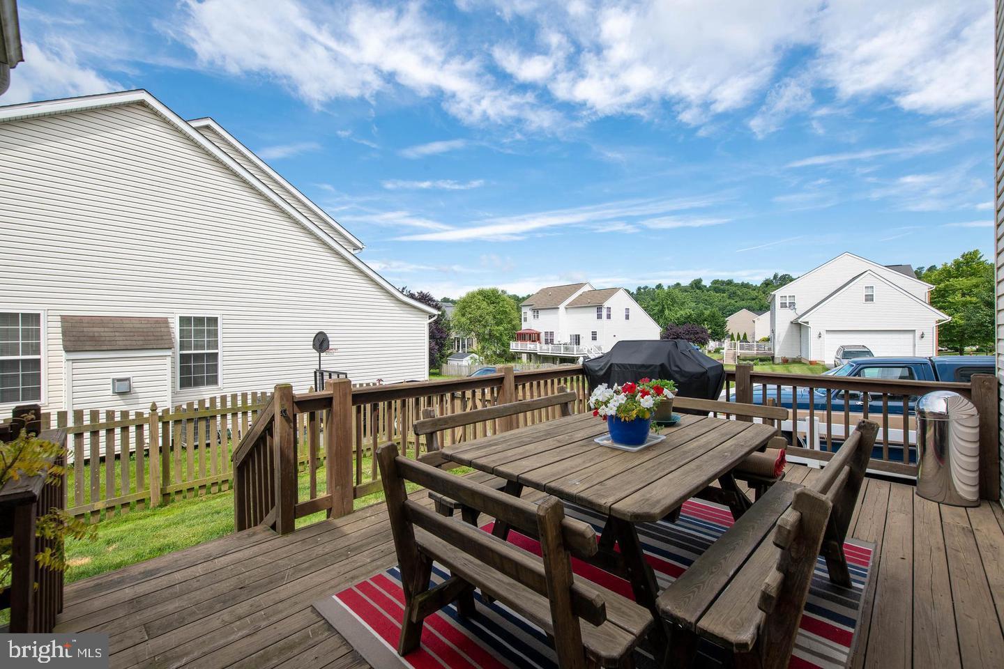 HALLIE HILL FARM - Residential