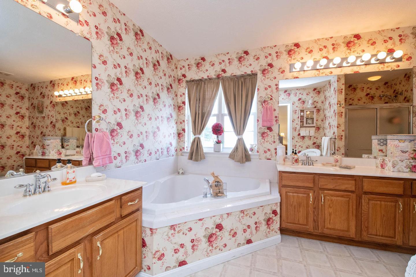 HALLIE HILL FARM - Residential