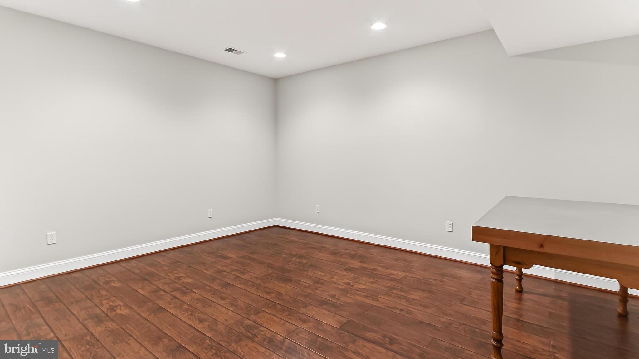 PICKETT'S RESERVE - Residential