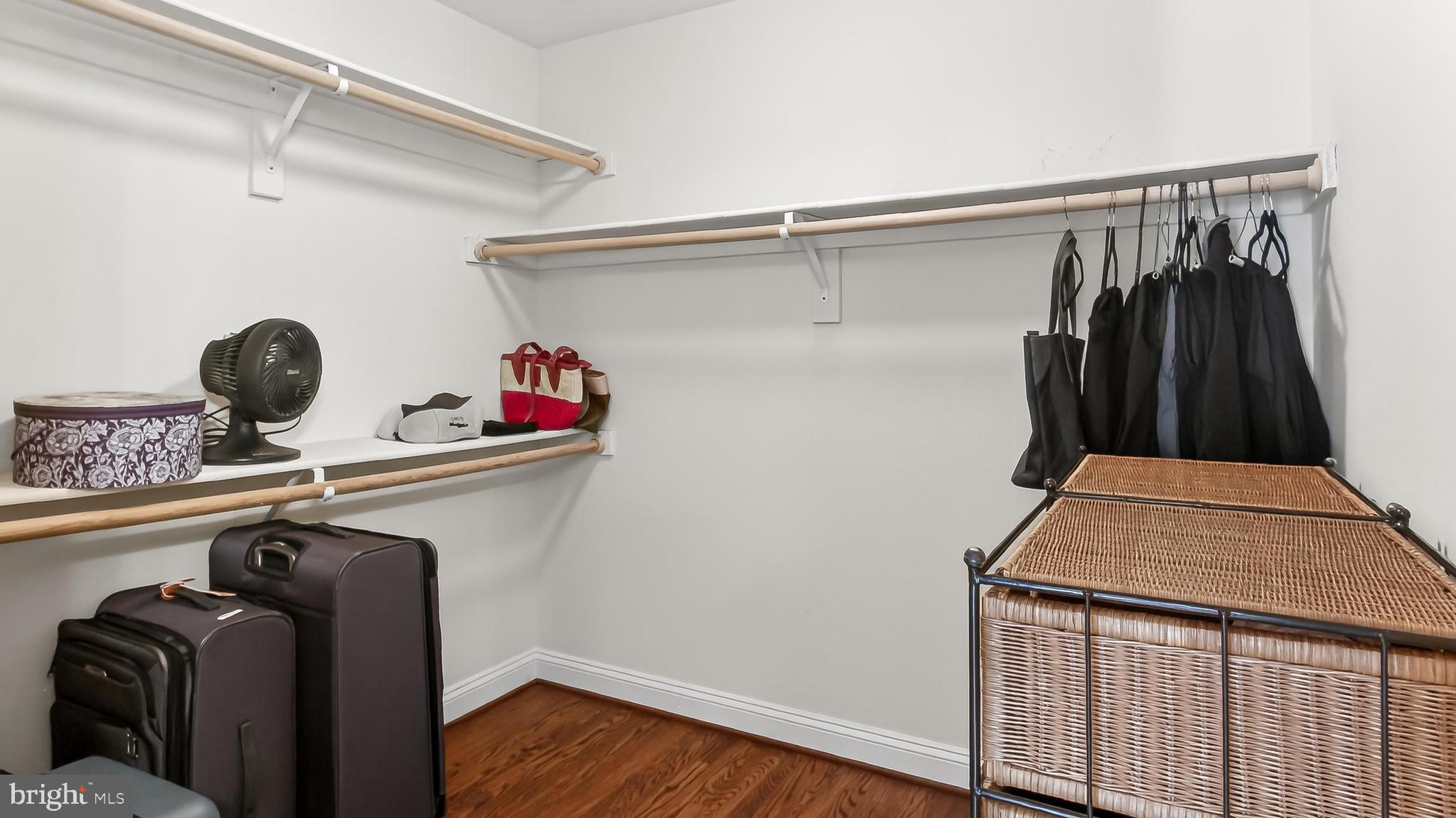 PICKETT'S RESERVE - Residential