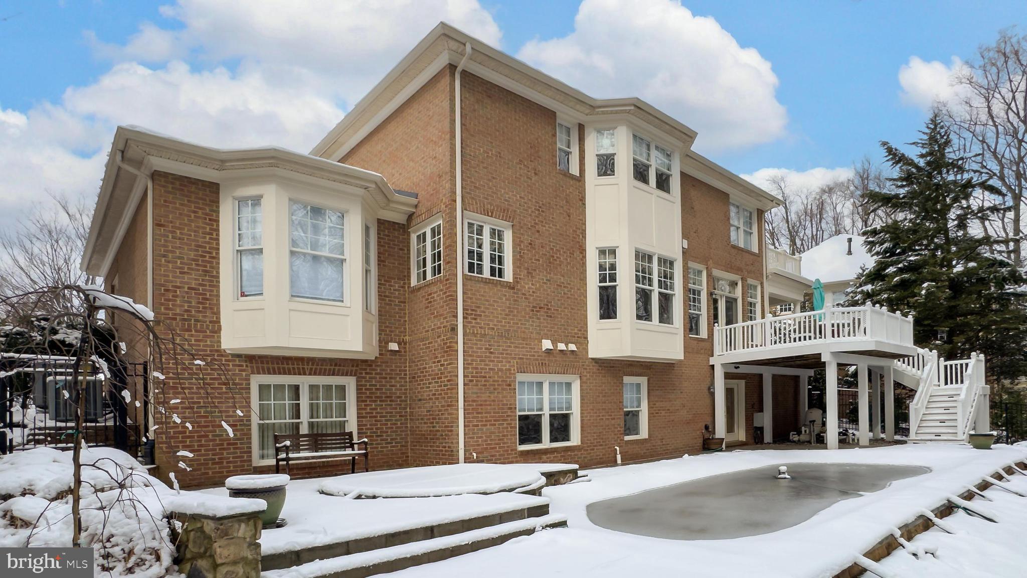 PICKETT'S RESERVE - Residential