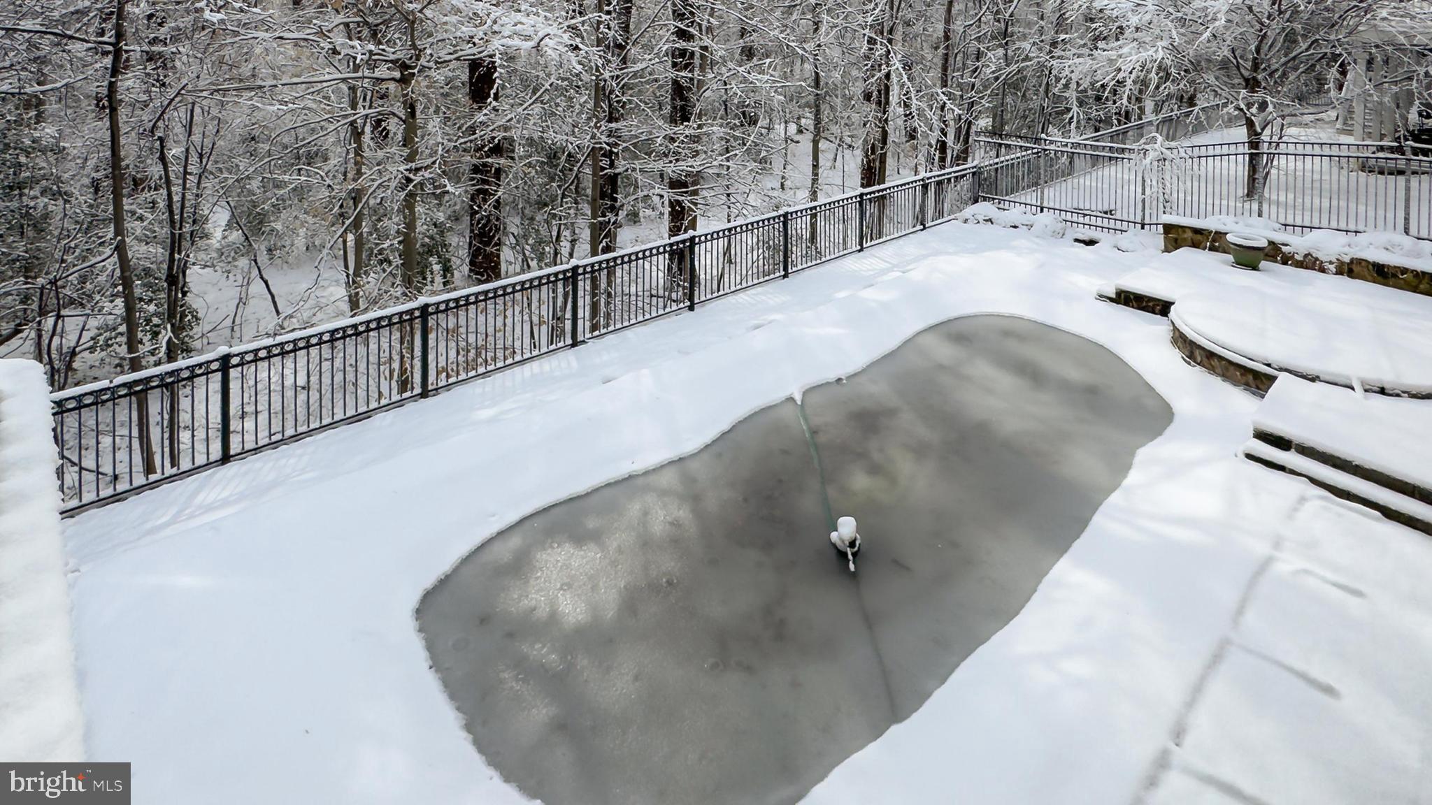 PICKETT'S RESERVE - Residential