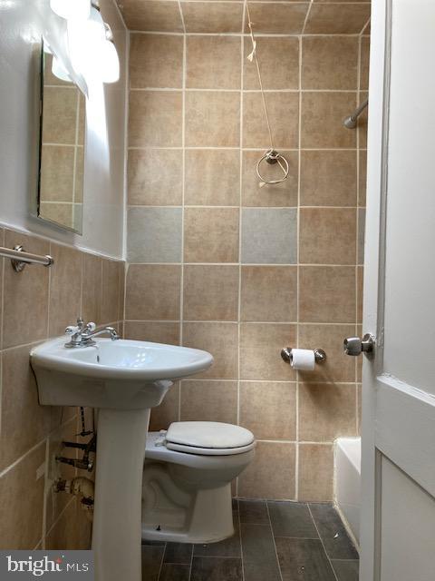 PARK CIRCLE - Residential Lease