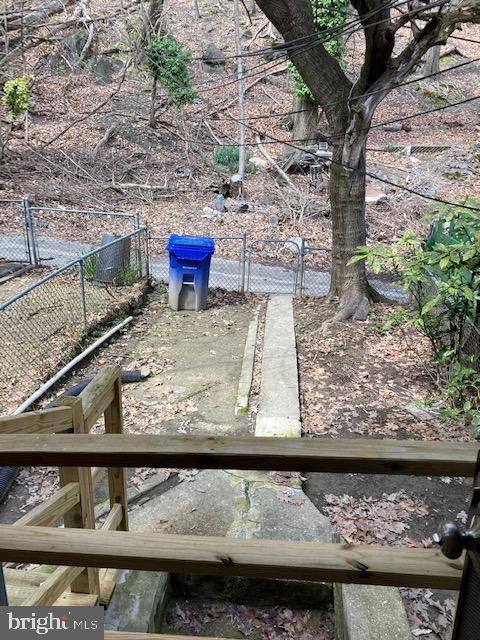 PARK CIRCLE - Residential Lease